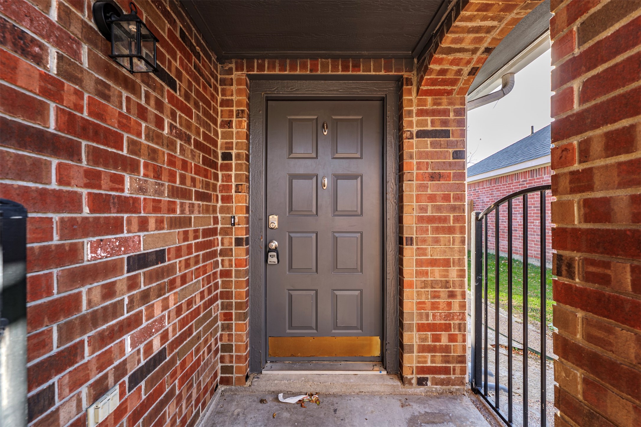 10137 Chapel Ridge Drive