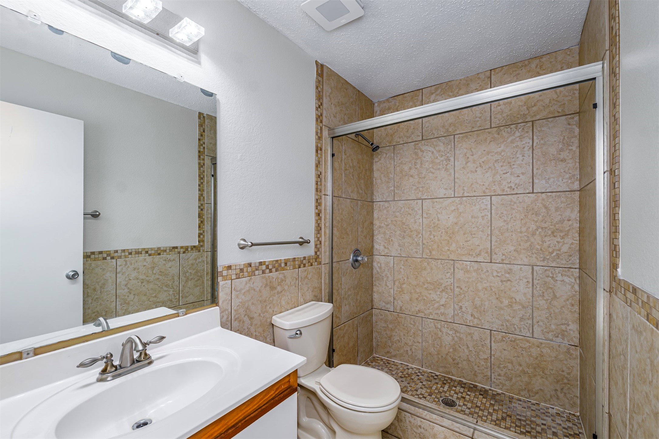 10137 Chapel Ridge Drive