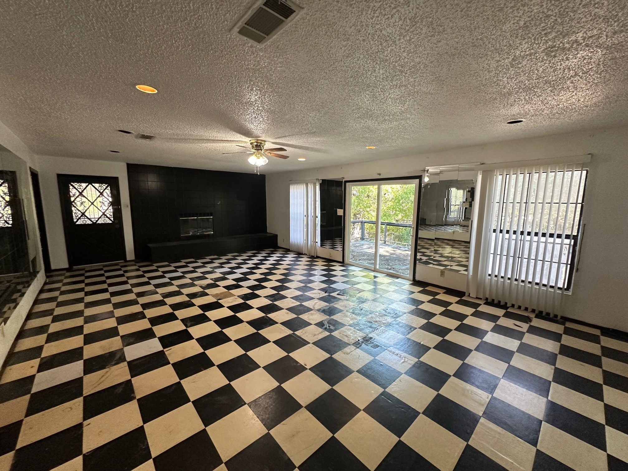 831 Glen Arbor Drive