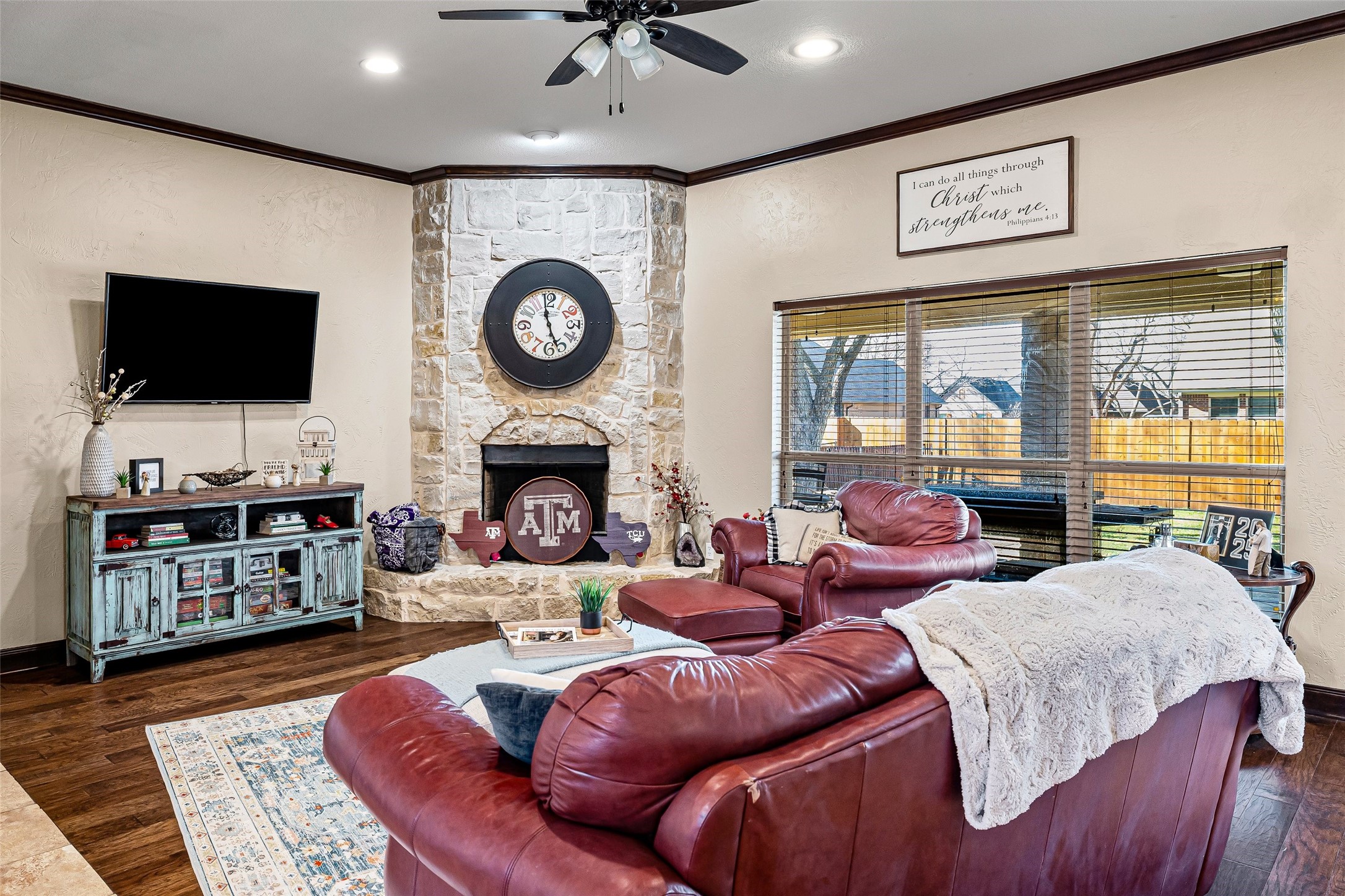 8918 N Longwood Drive