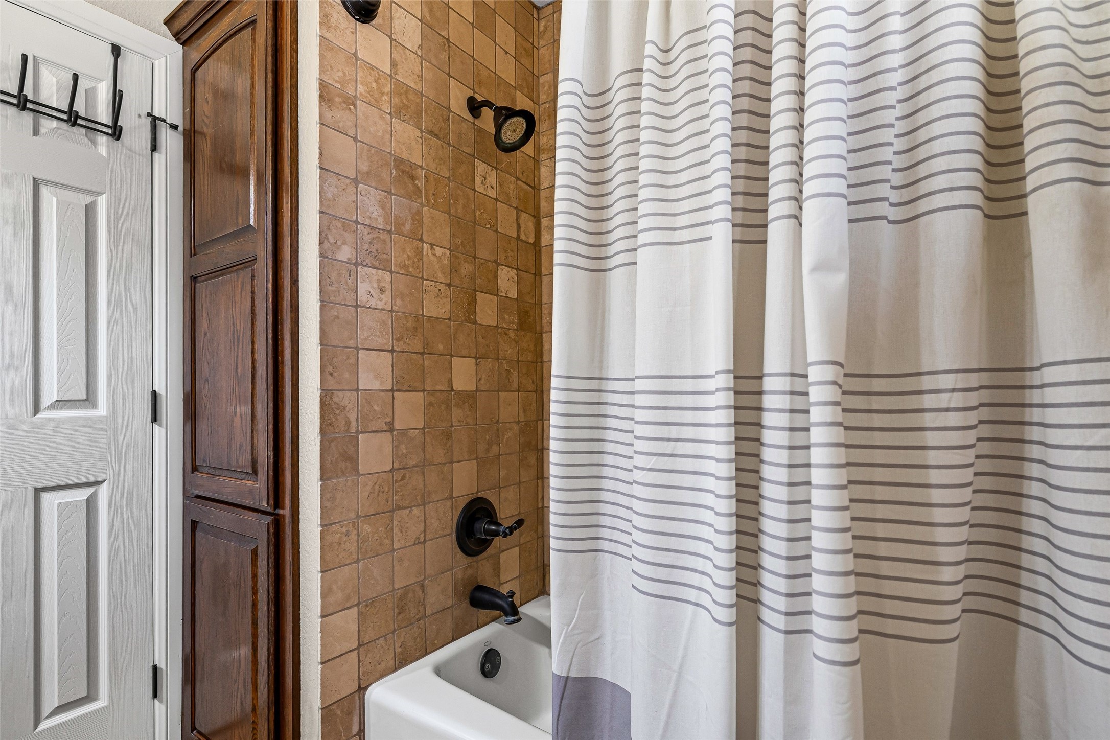 8918 N Longwood Drive