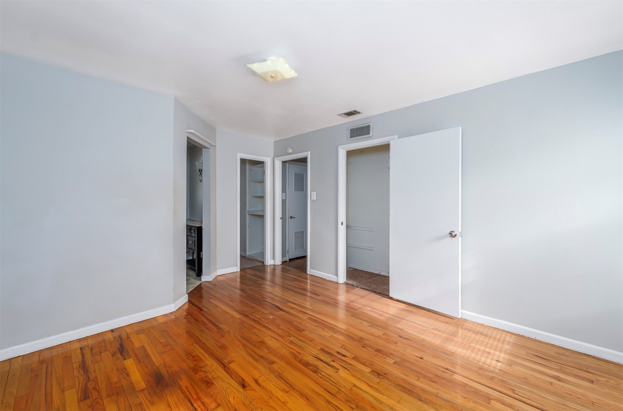 1500 Oak Cliff Road