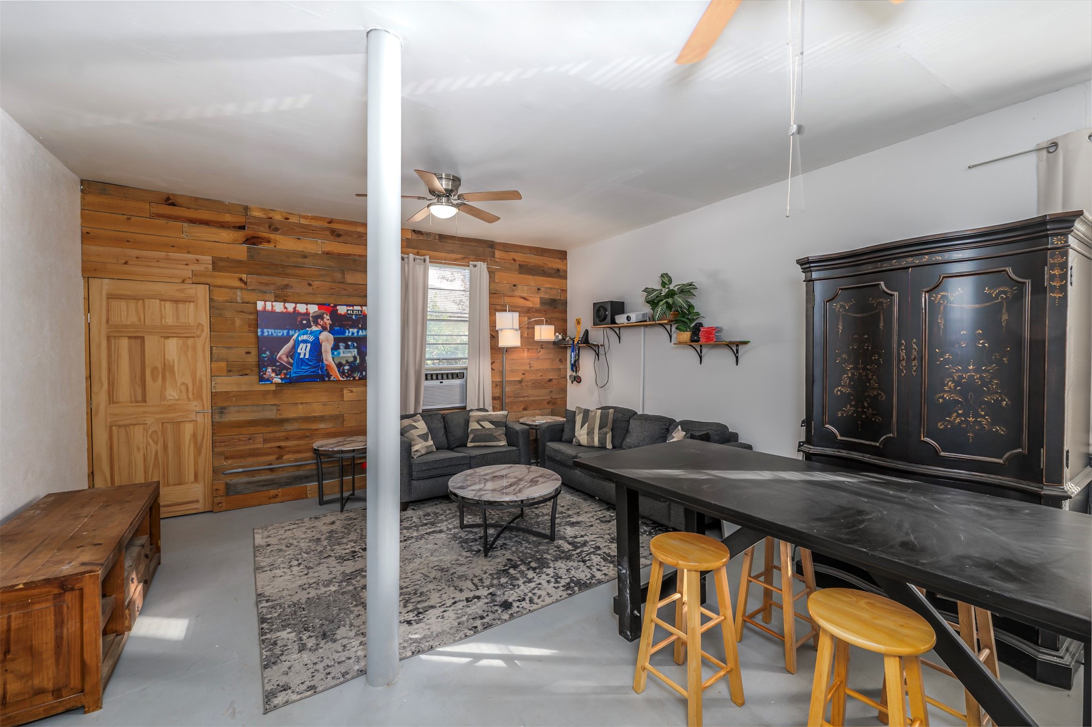 6032 Westridge Lane 211