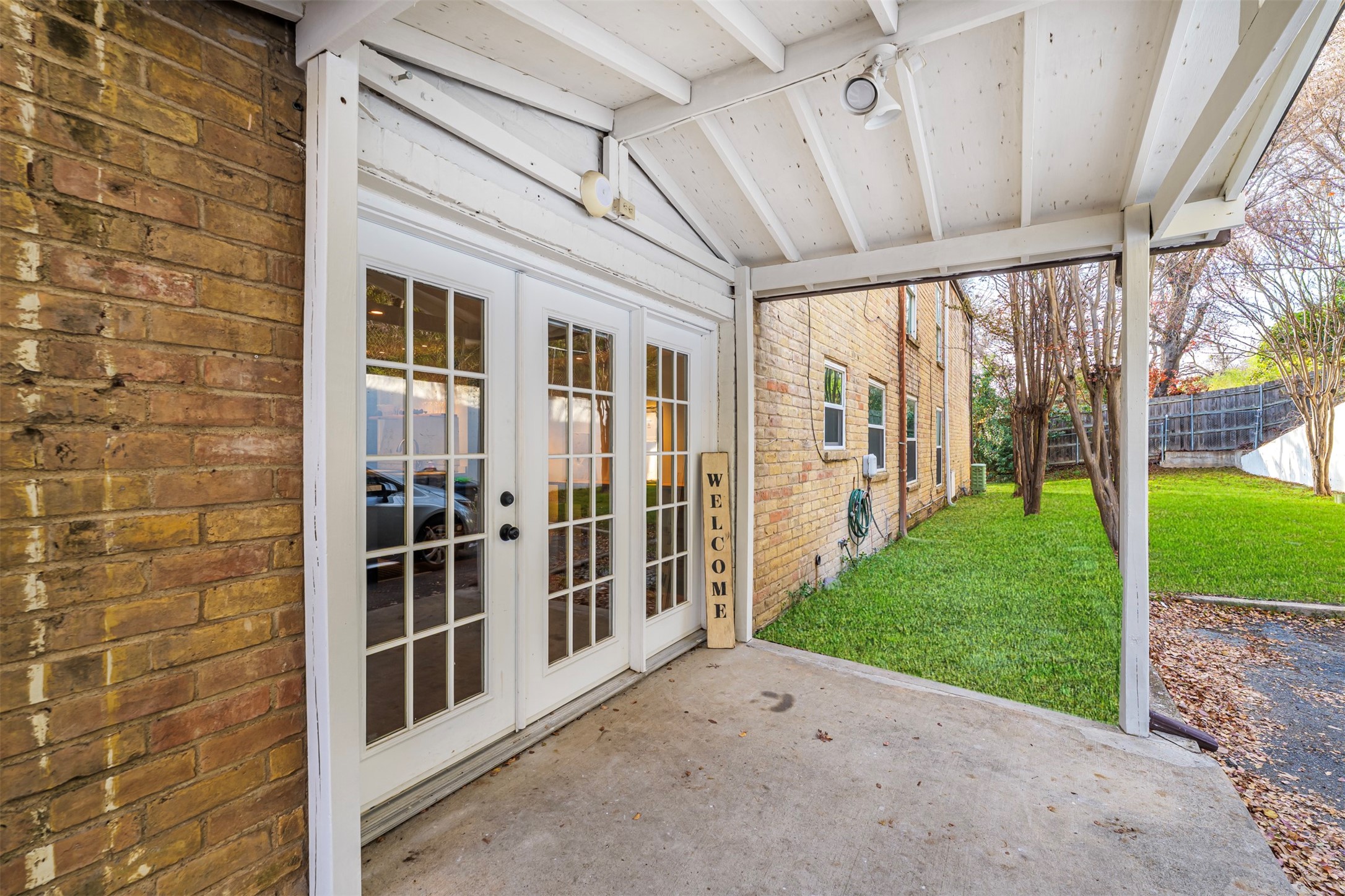 6032 Westridge Lane 211