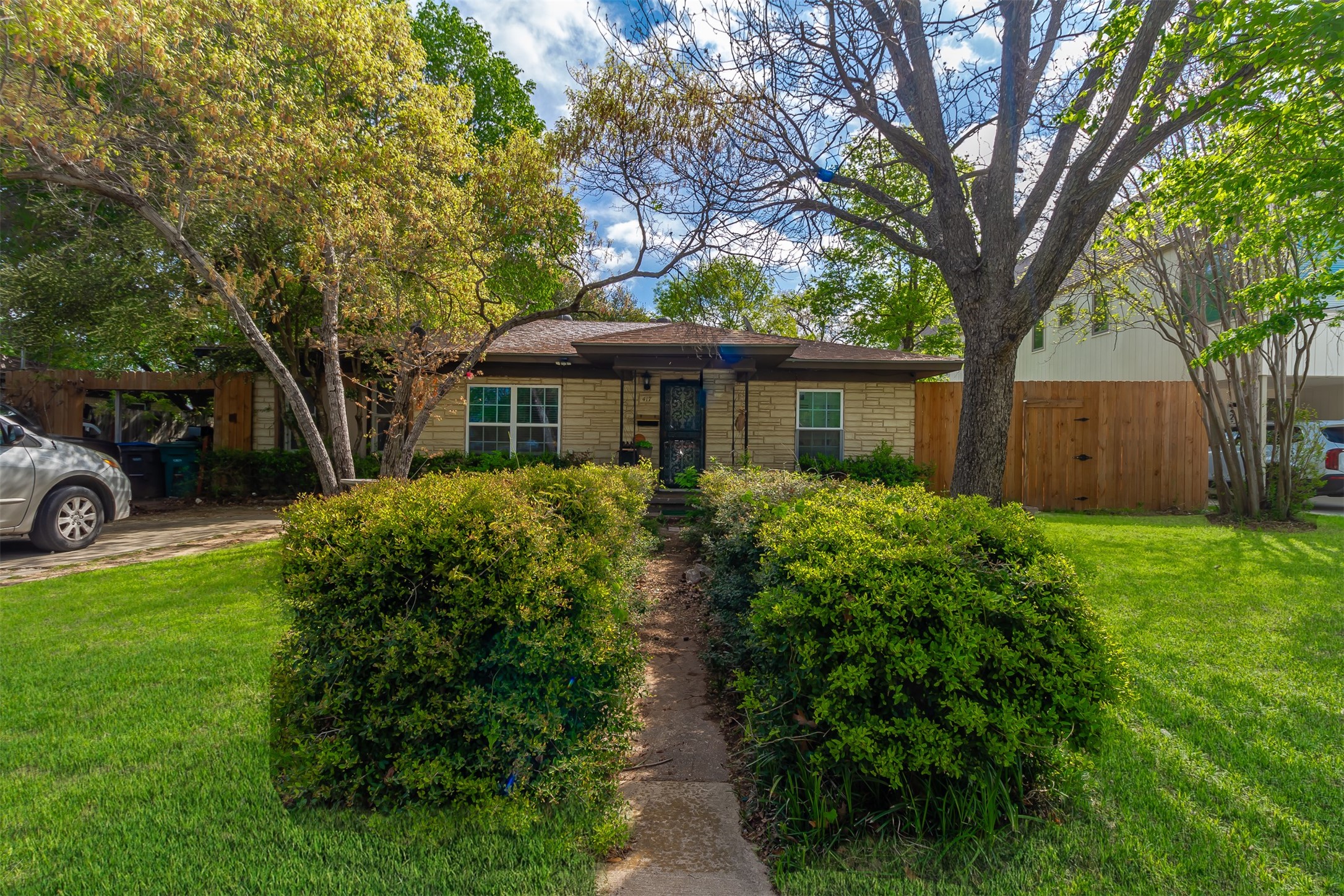 417 Athenia Drive