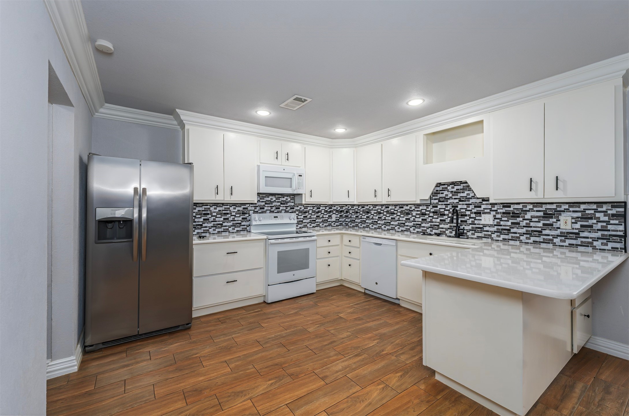 5624 Oak View Drive