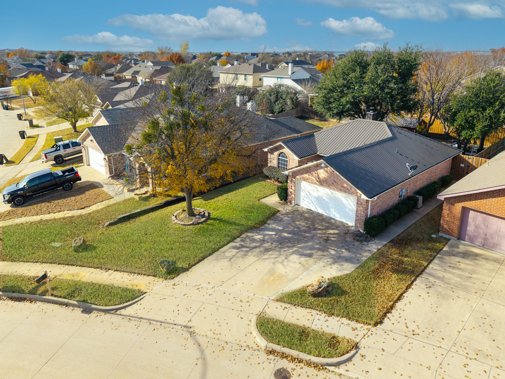 12212 Stillglen Trail