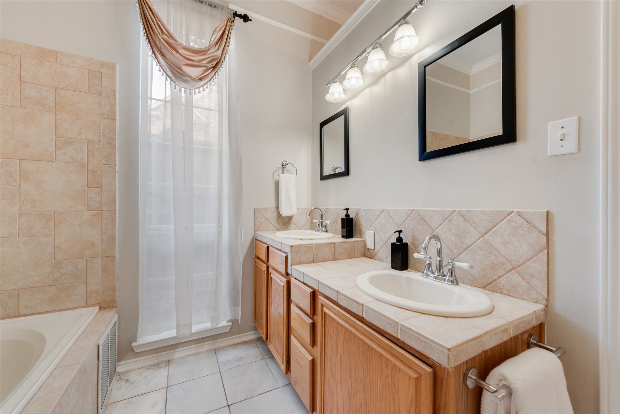 775 Marble Canyon Circle