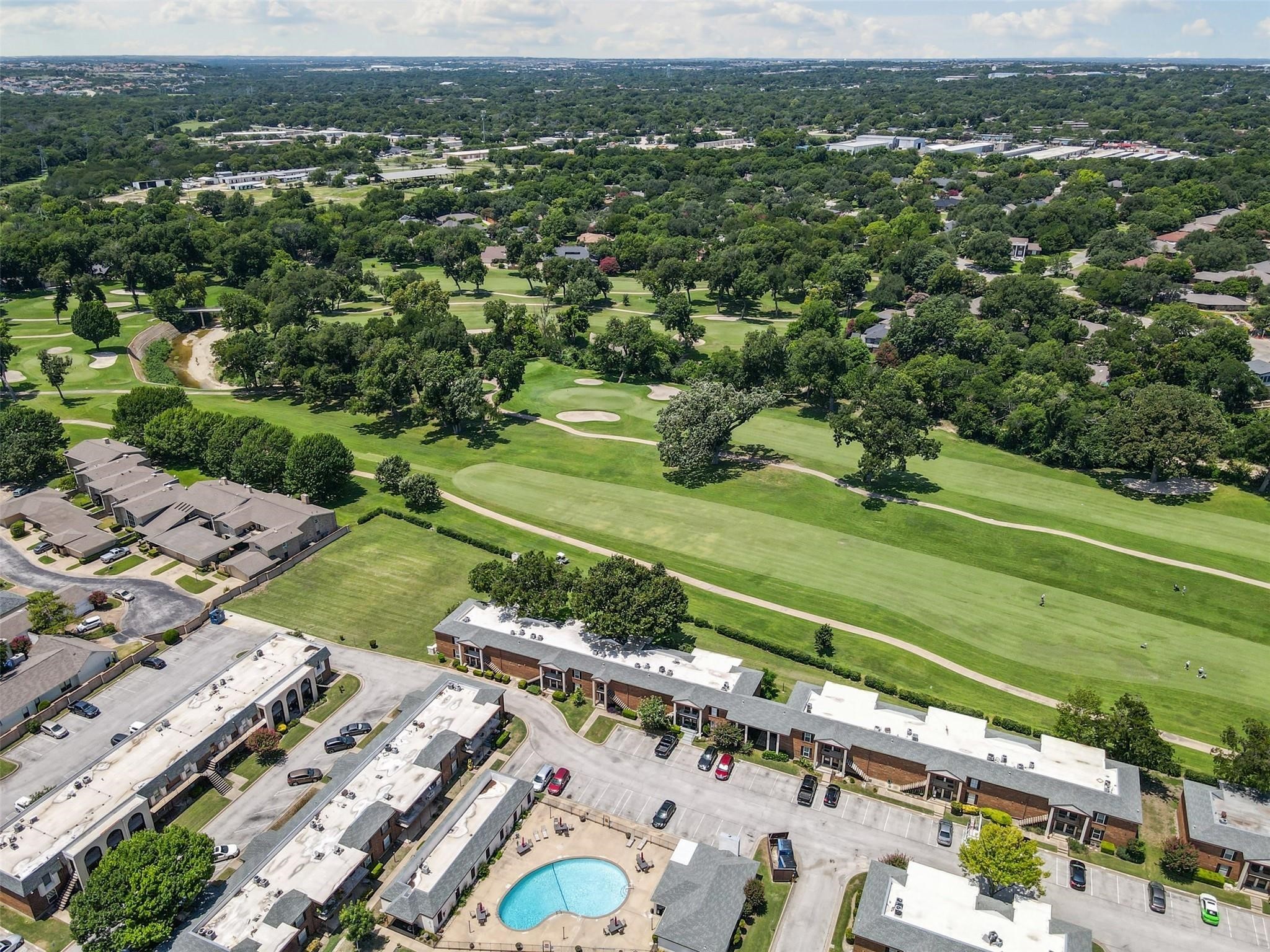 4024 Ridglea Country Club Drive 611