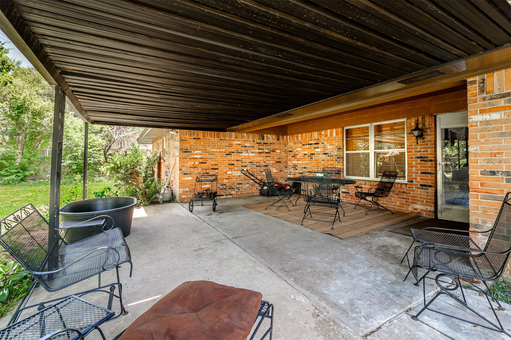 5013 South Drive