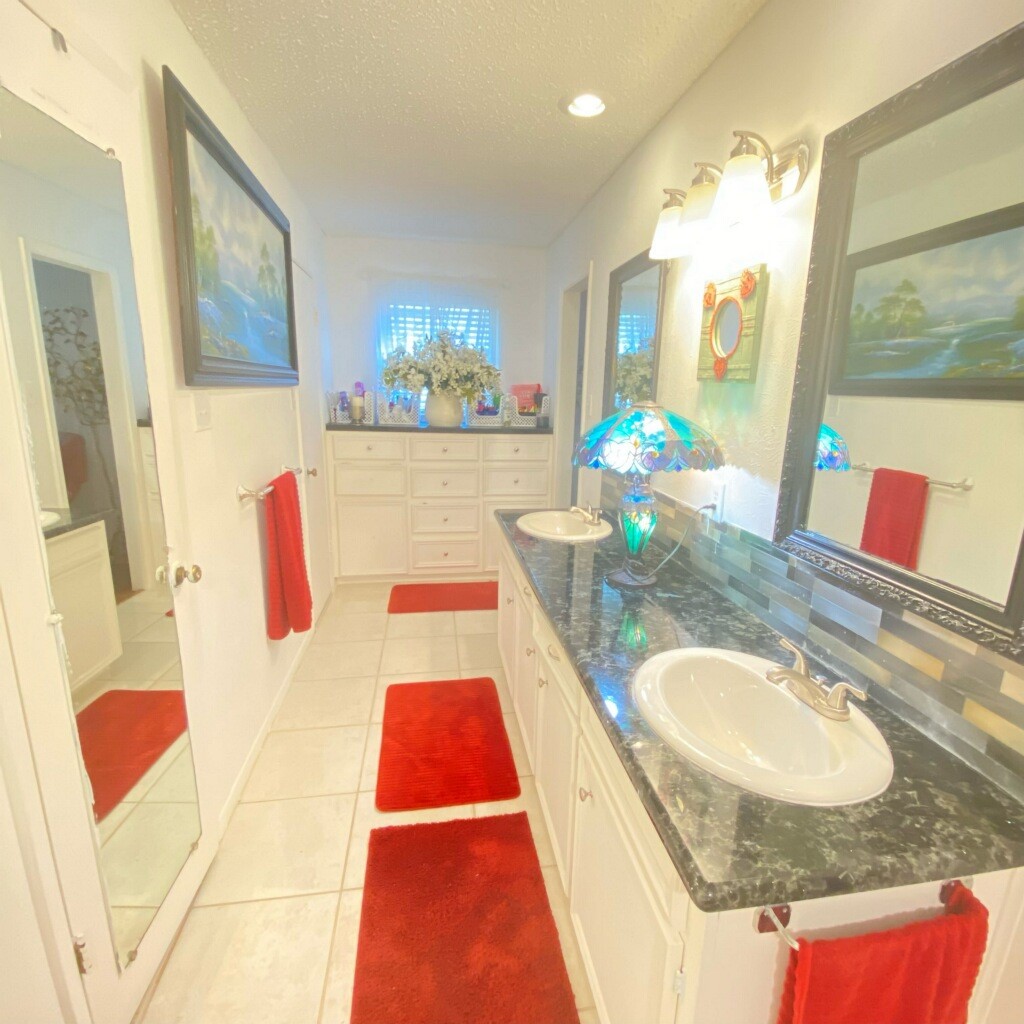5013 South Drive