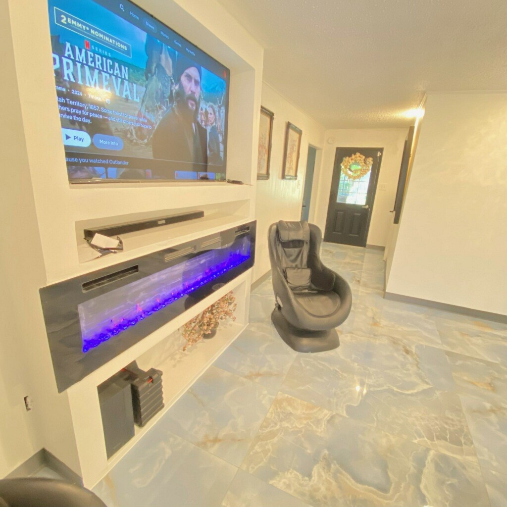 5013 South Drive