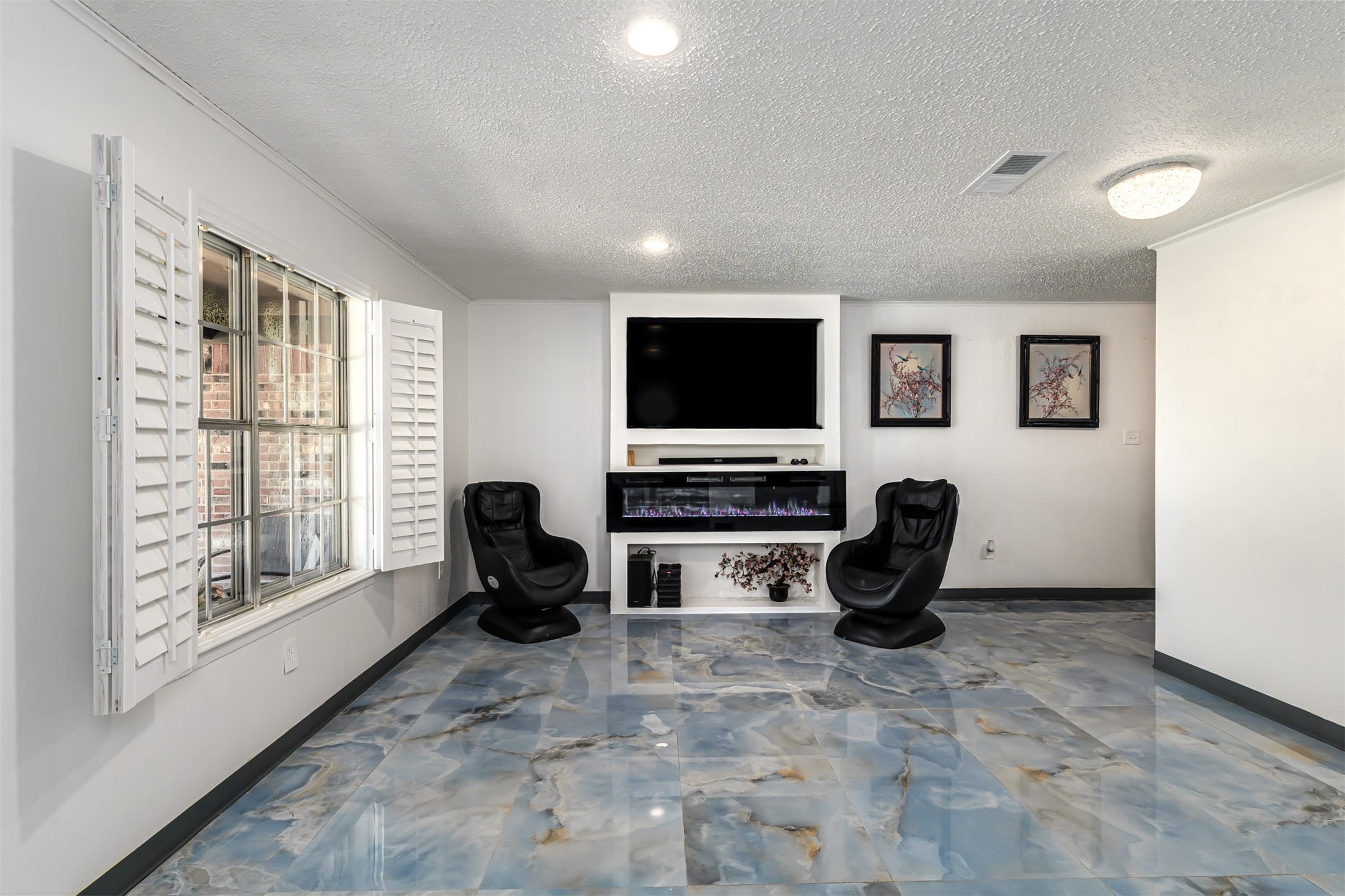 5013 South Drive