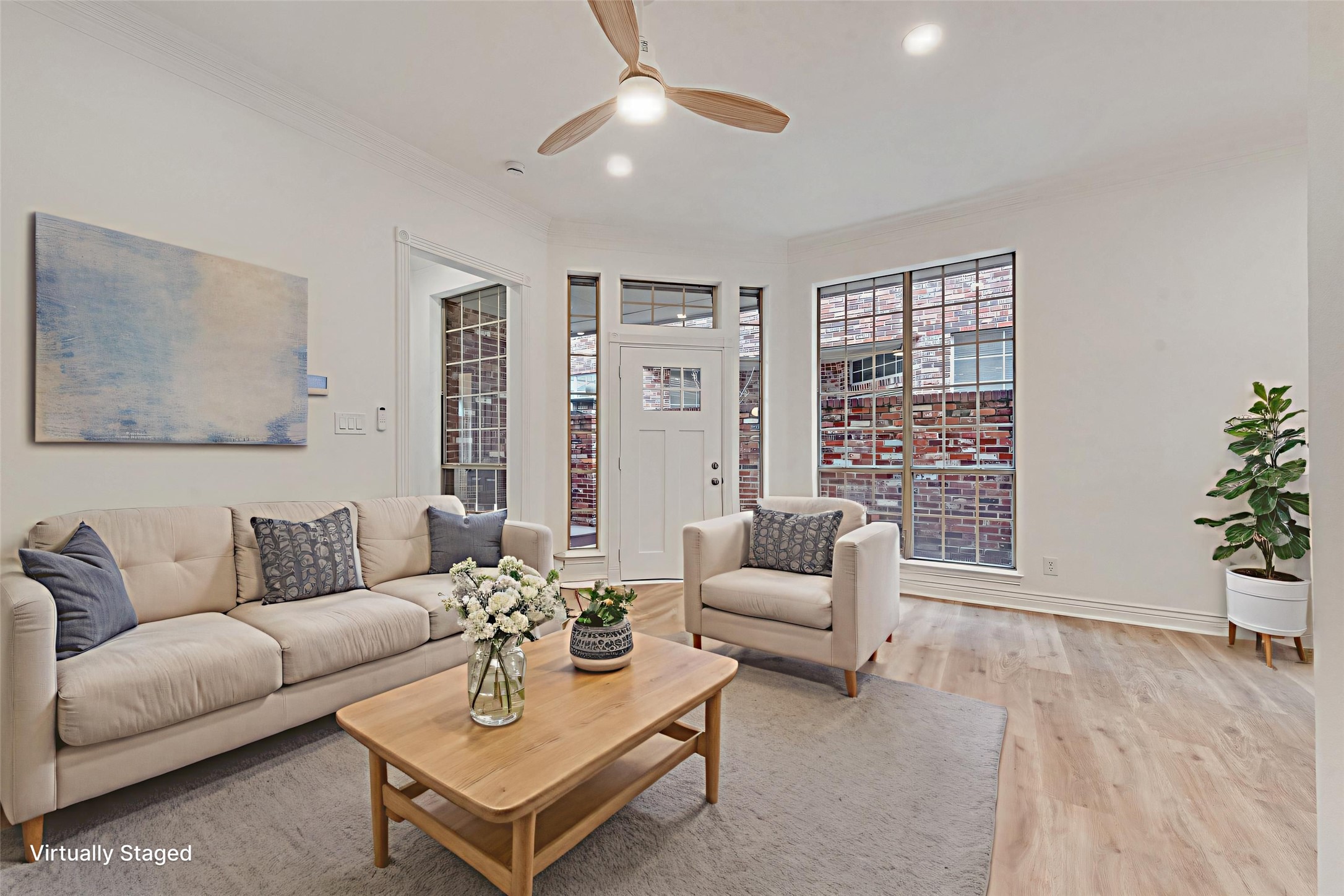 537 Lochngreen Trail