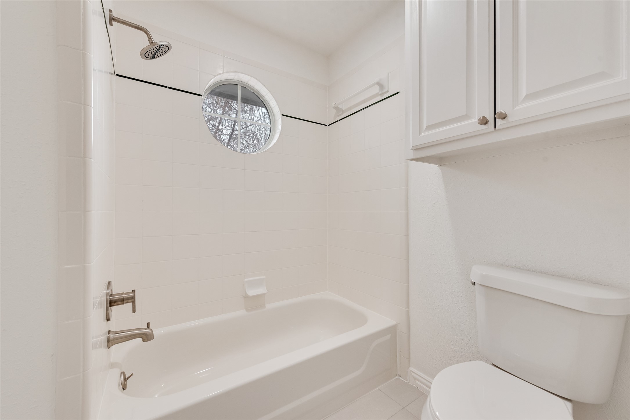 537 Lochngreen Trail