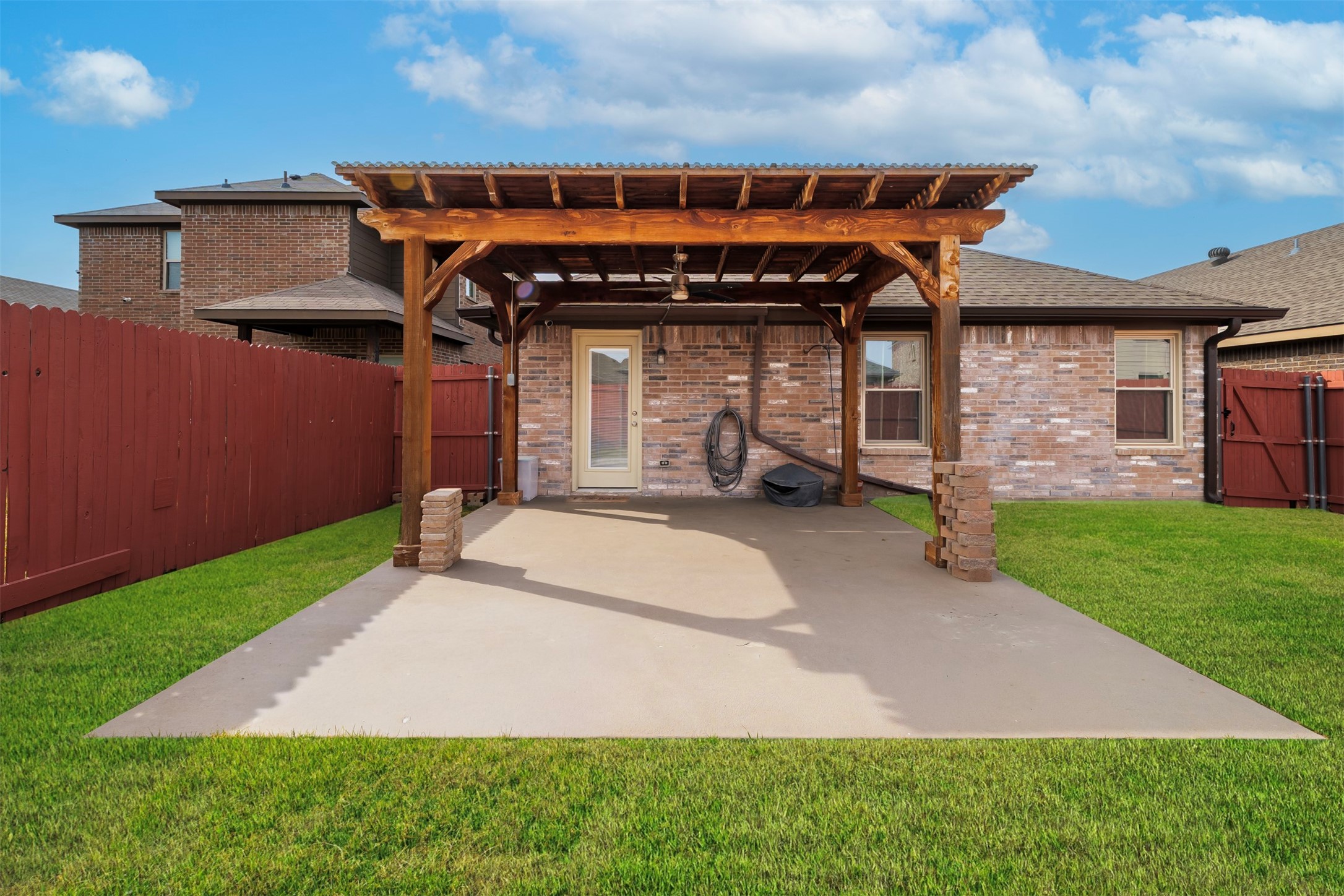 5505 Thunder Bay Drive