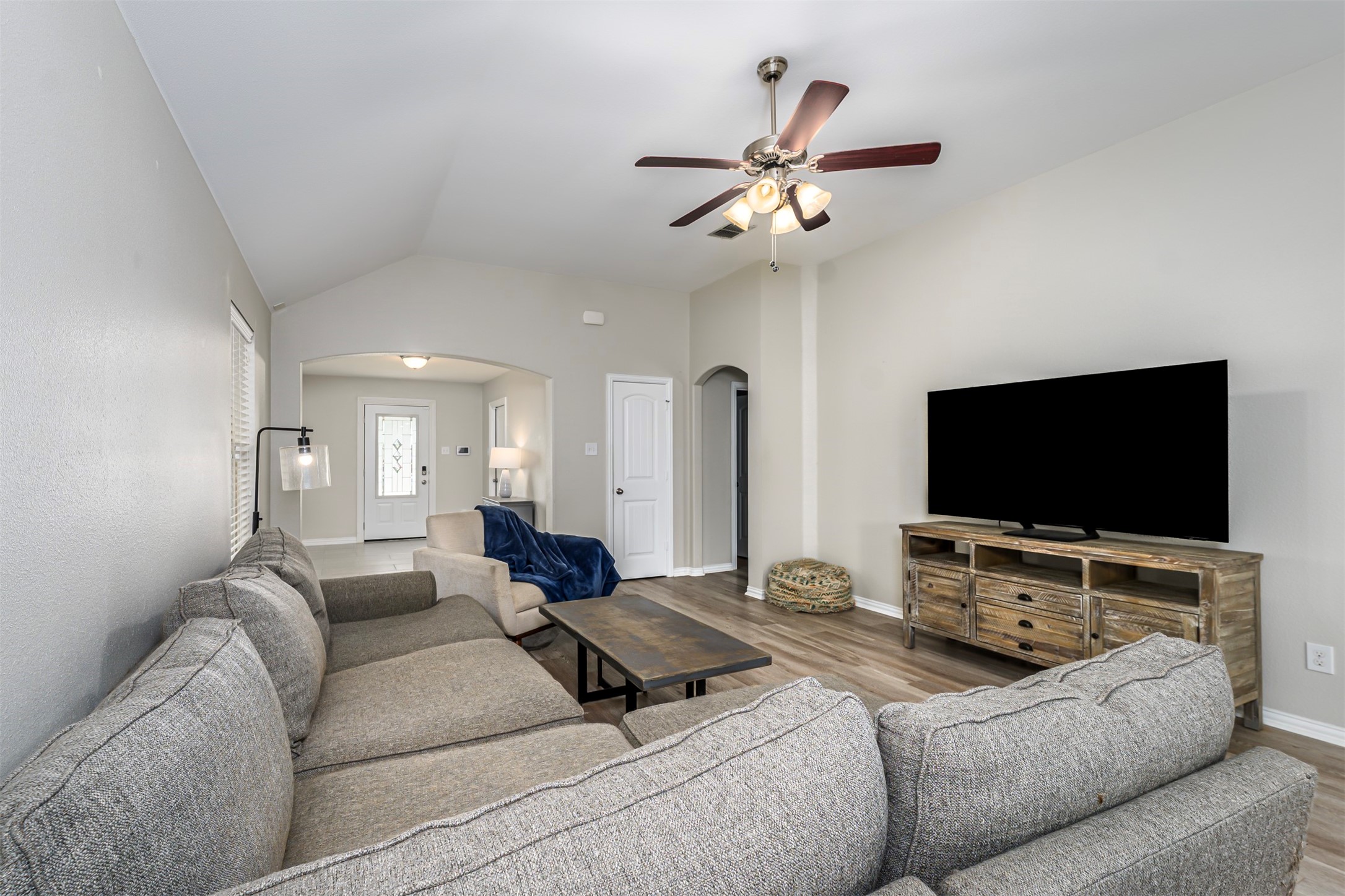 5505 Thunder Bay Drive