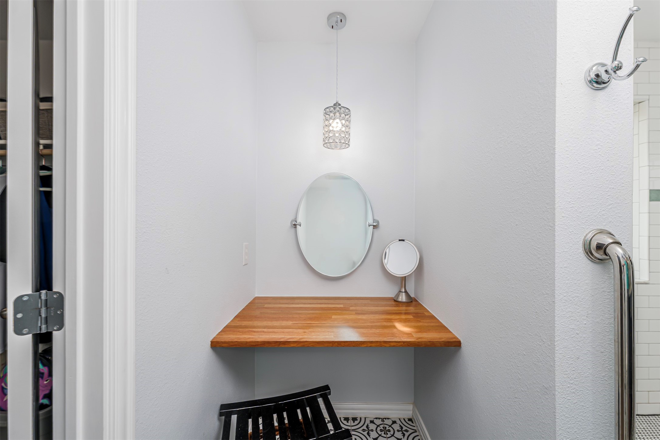 5505 Thunder Bay Drive