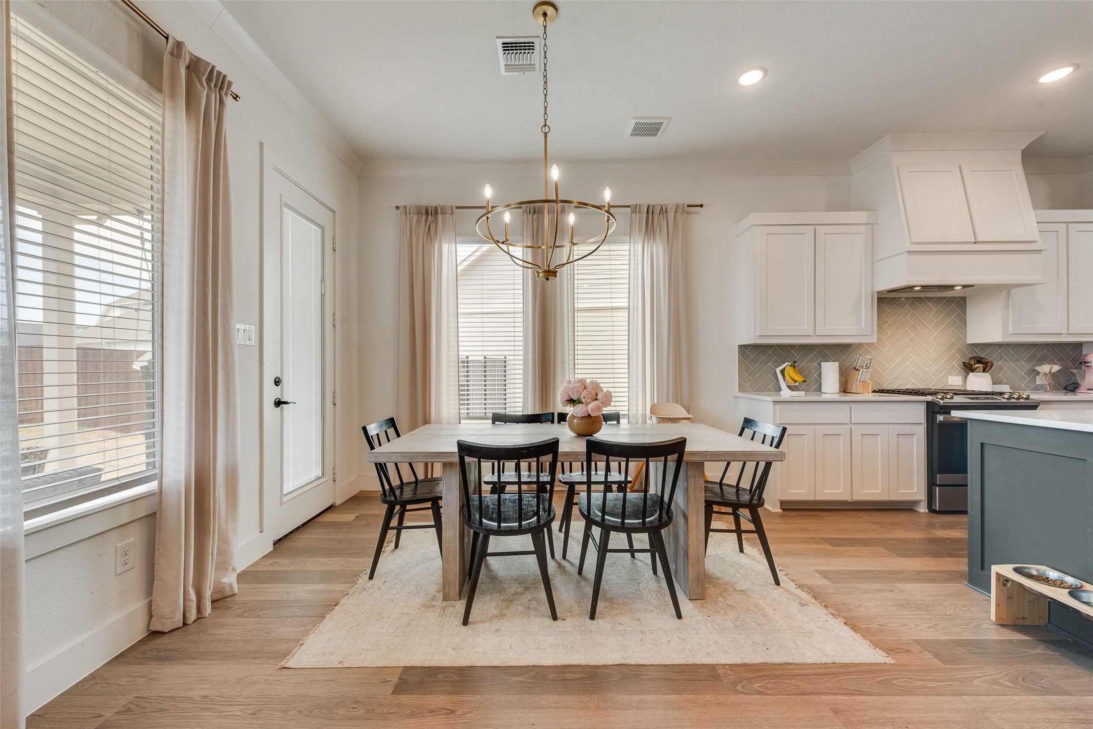 217 Observation Drive N