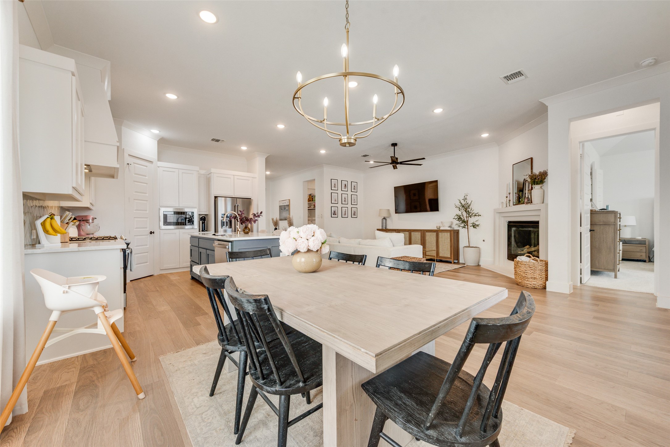 217 Observation Drive N