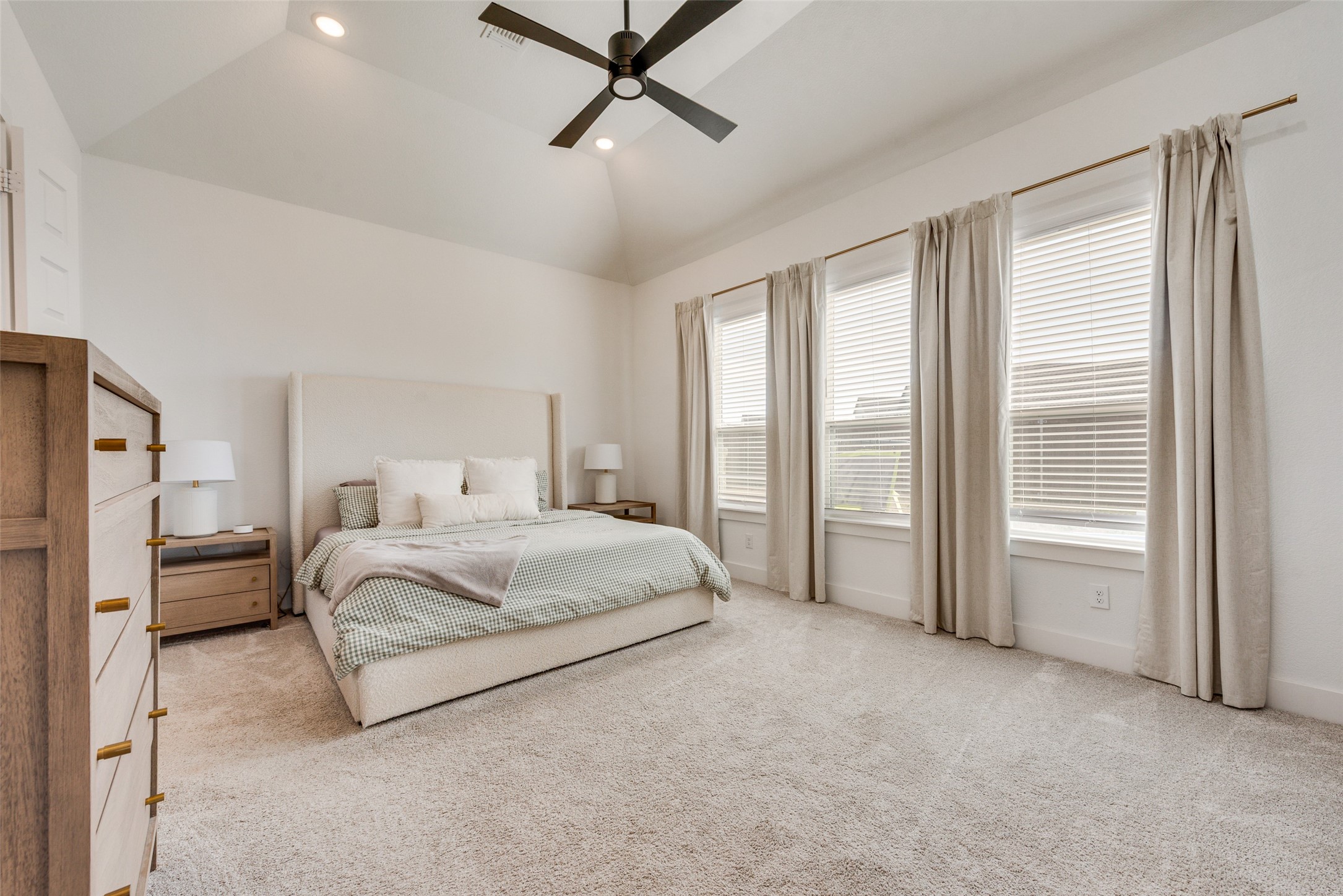 217 Observation Drive N