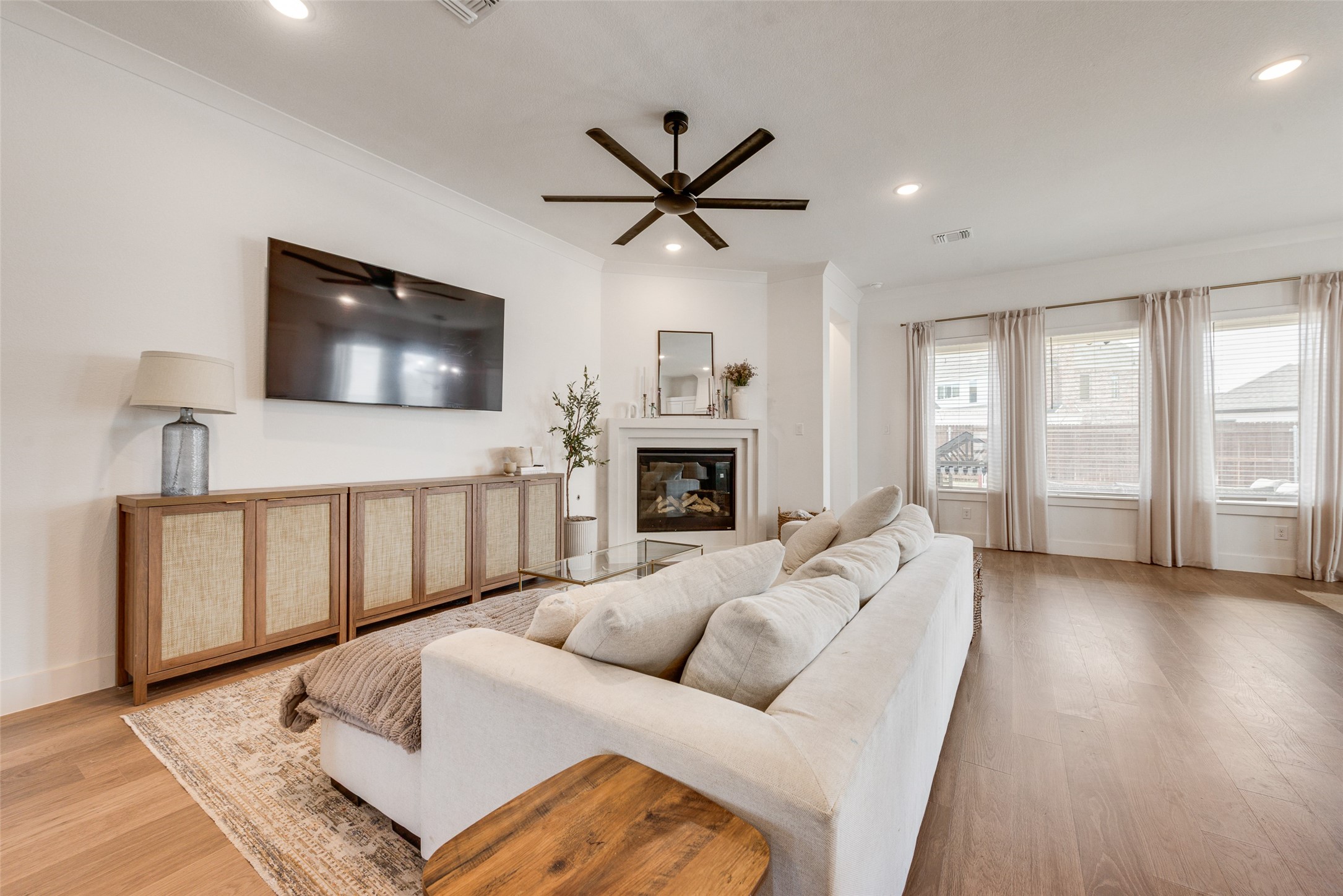 217 Observation Drive N