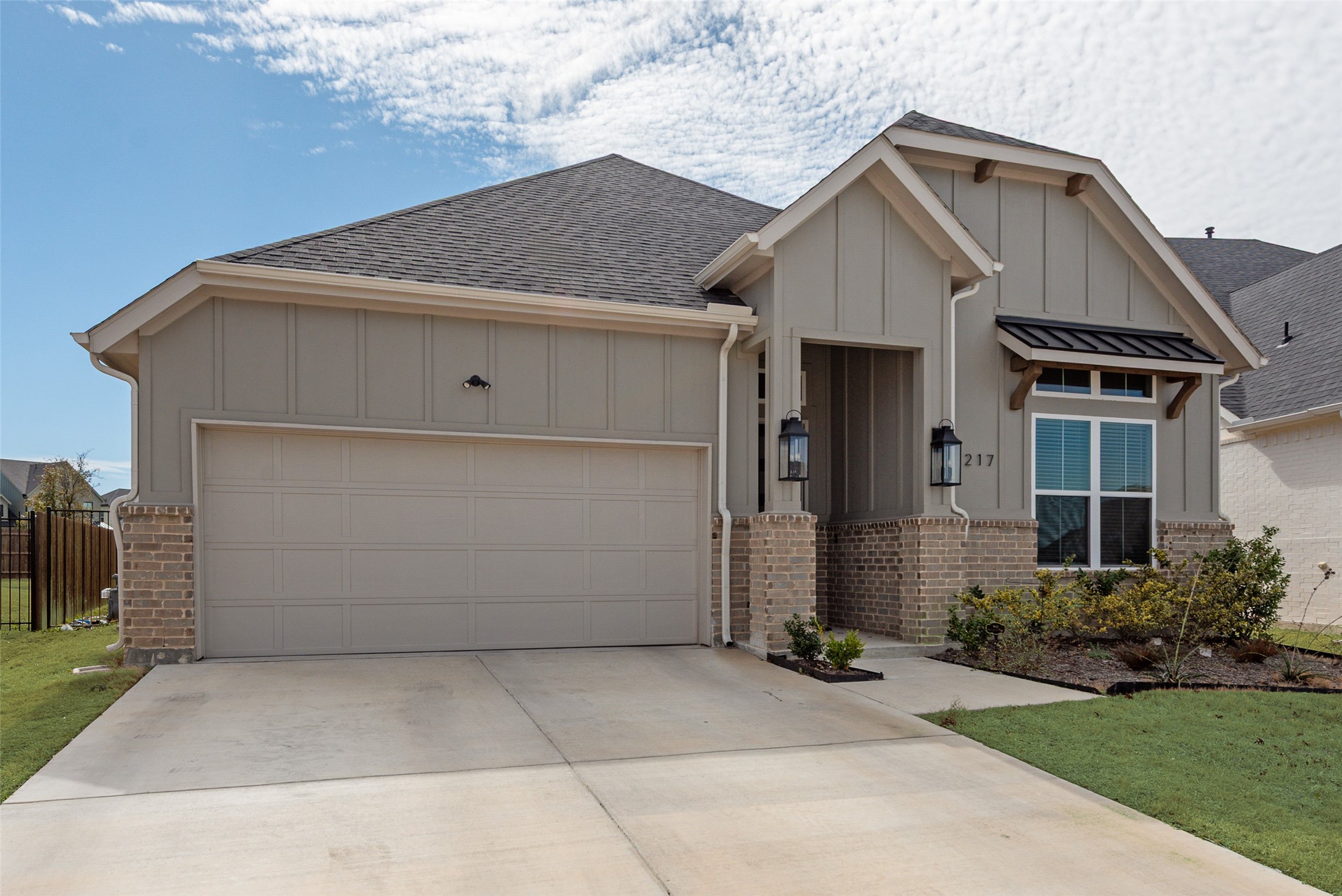 217 Observation Drive N