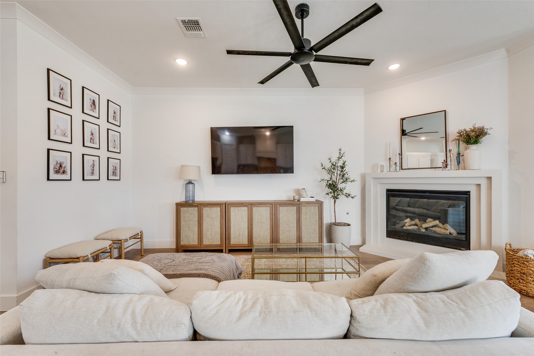 217 Observation Drive N