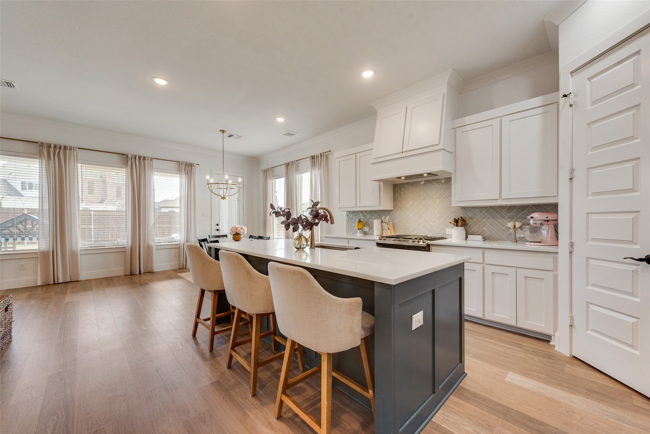 217 Observation Drive N