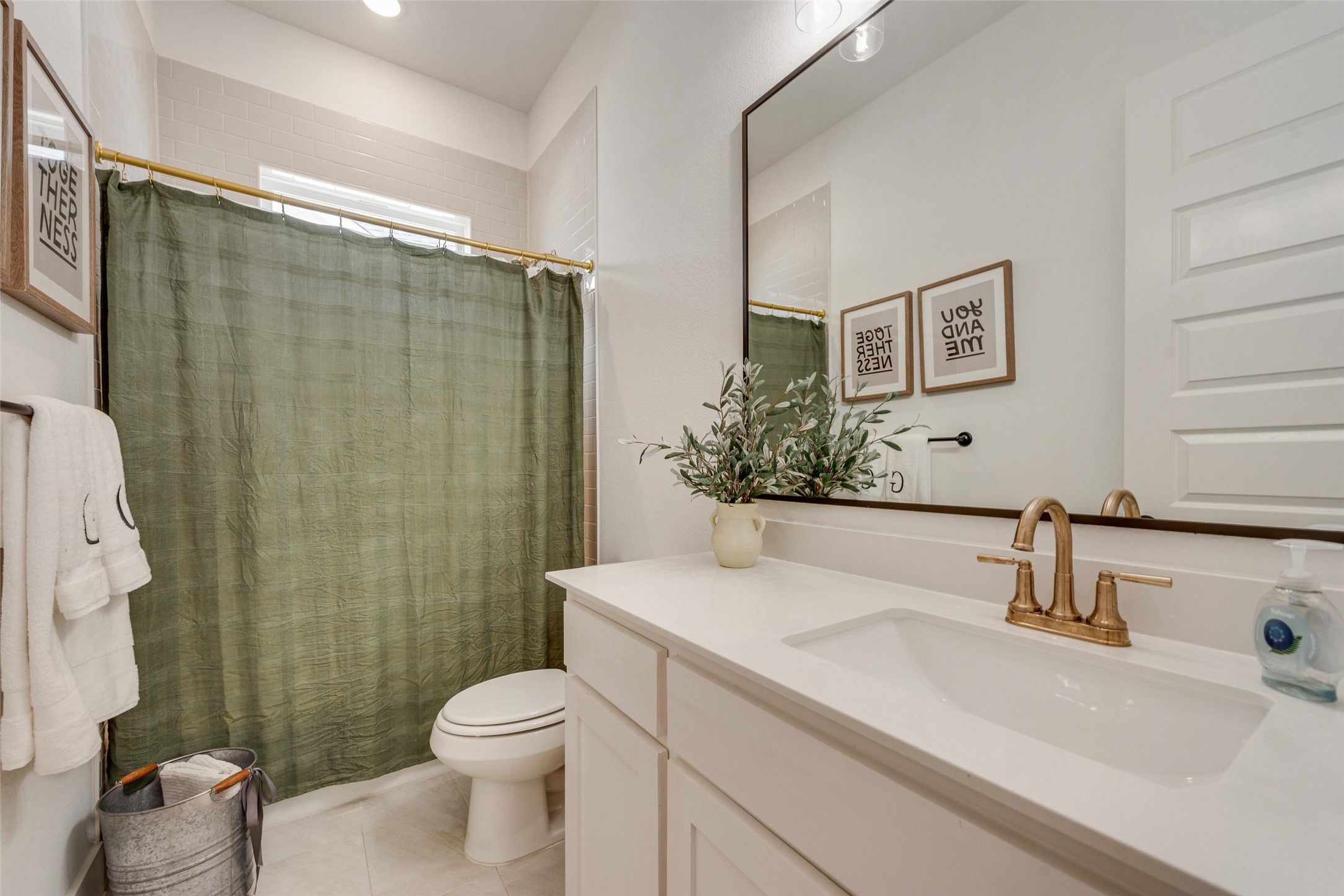 217 Observation Drive N