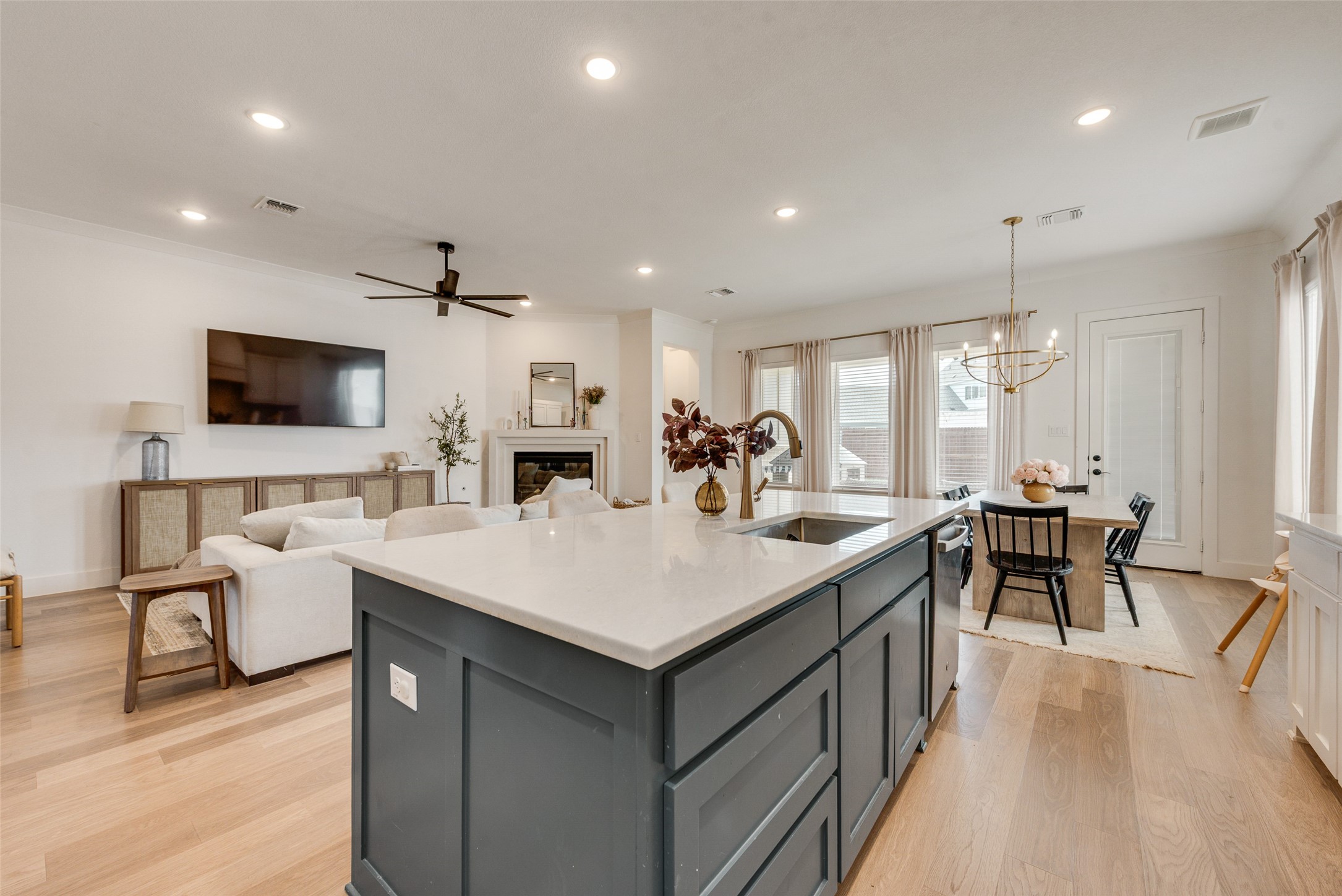 217 Observation Drive N