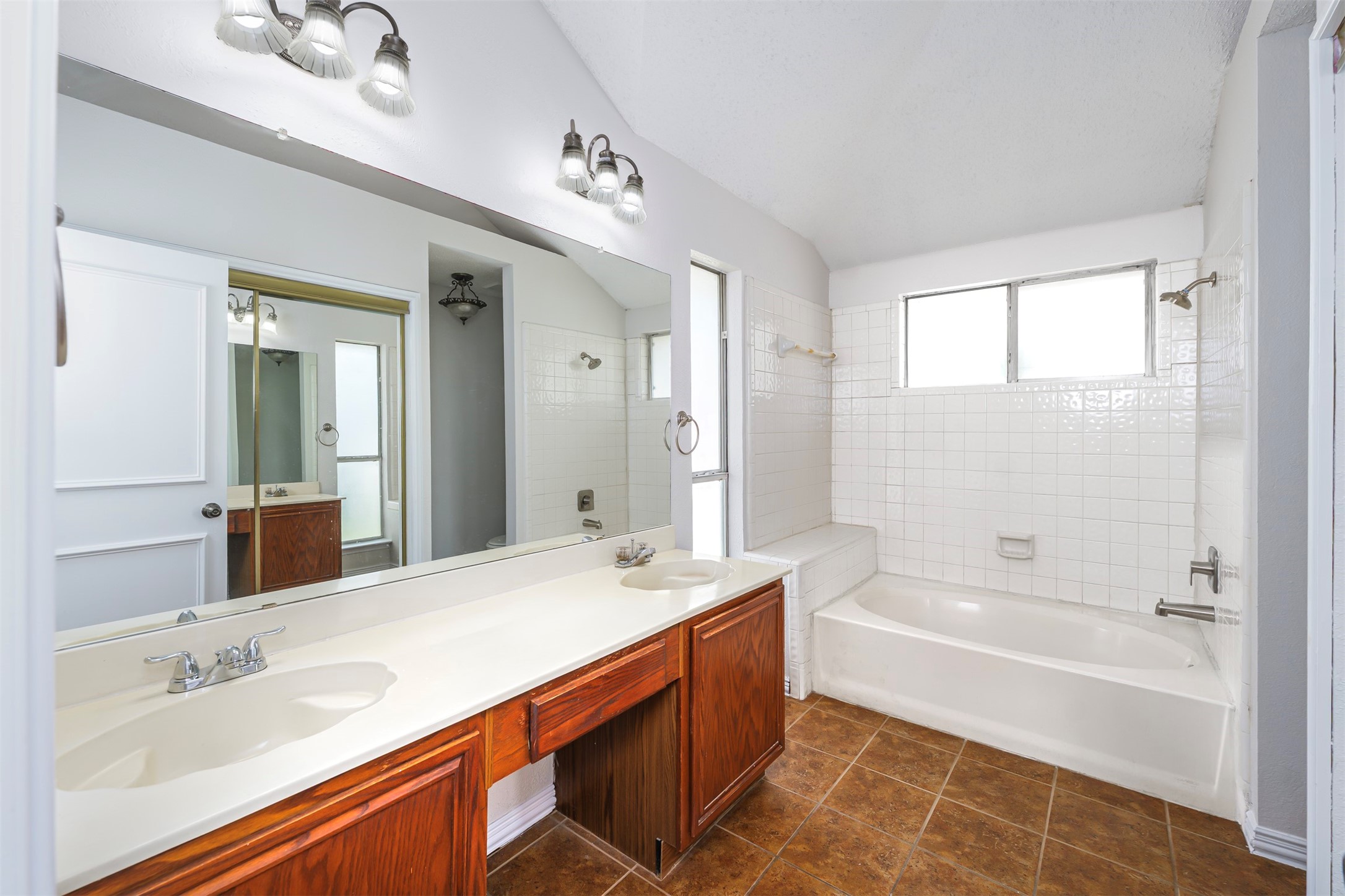 709 Raywood Drive