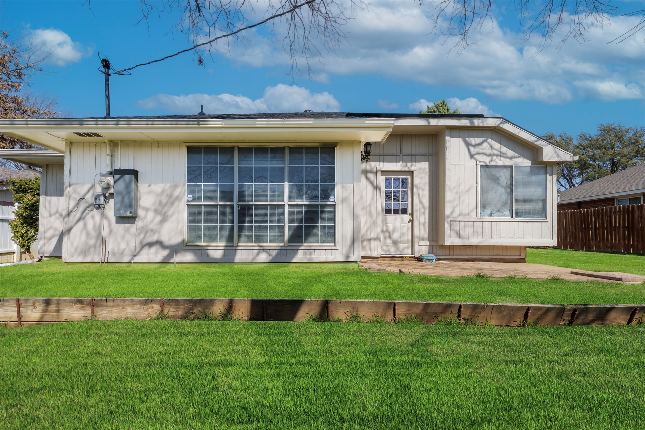709 Raywood Drive