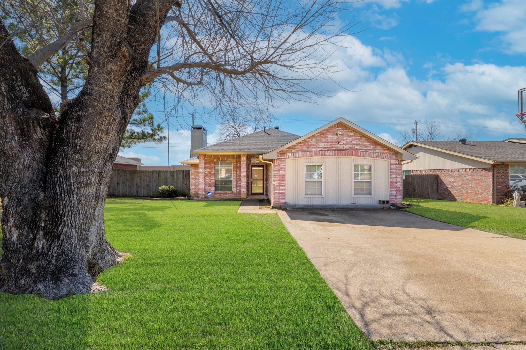709 Raywood Drive
