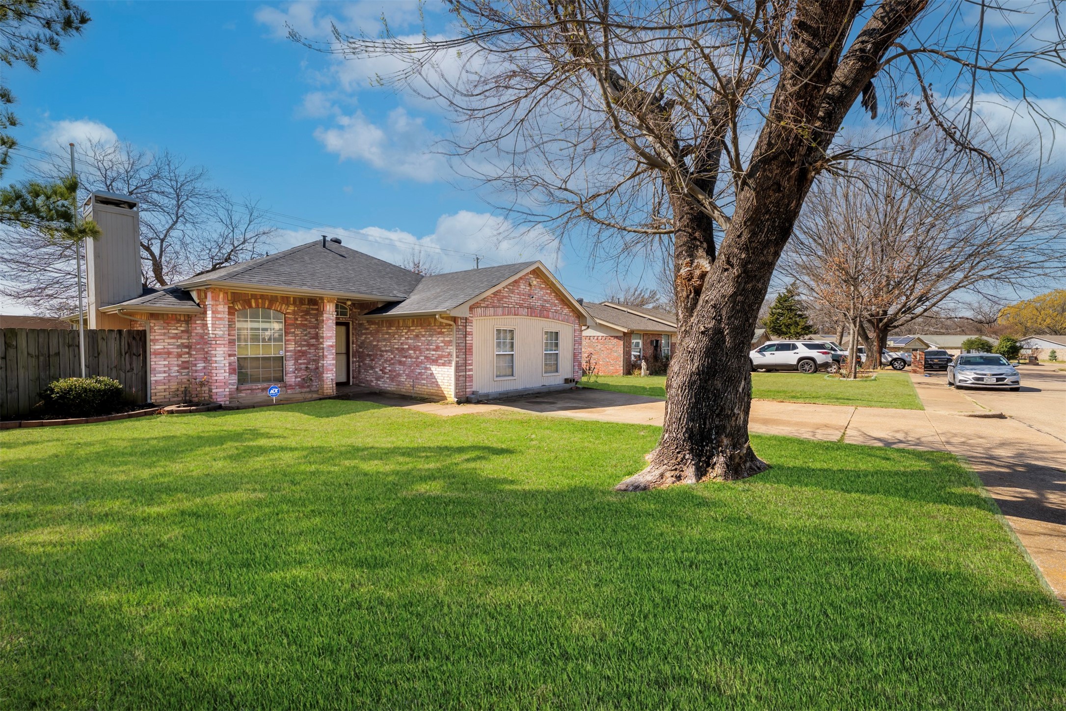 709 Raywood Drive