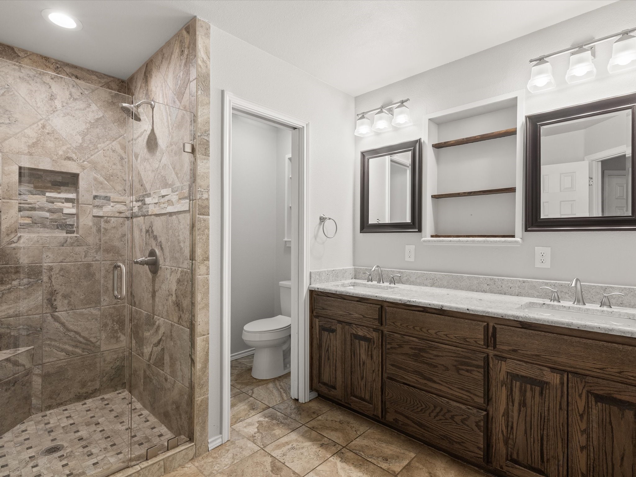 4404 W Fernwood Court