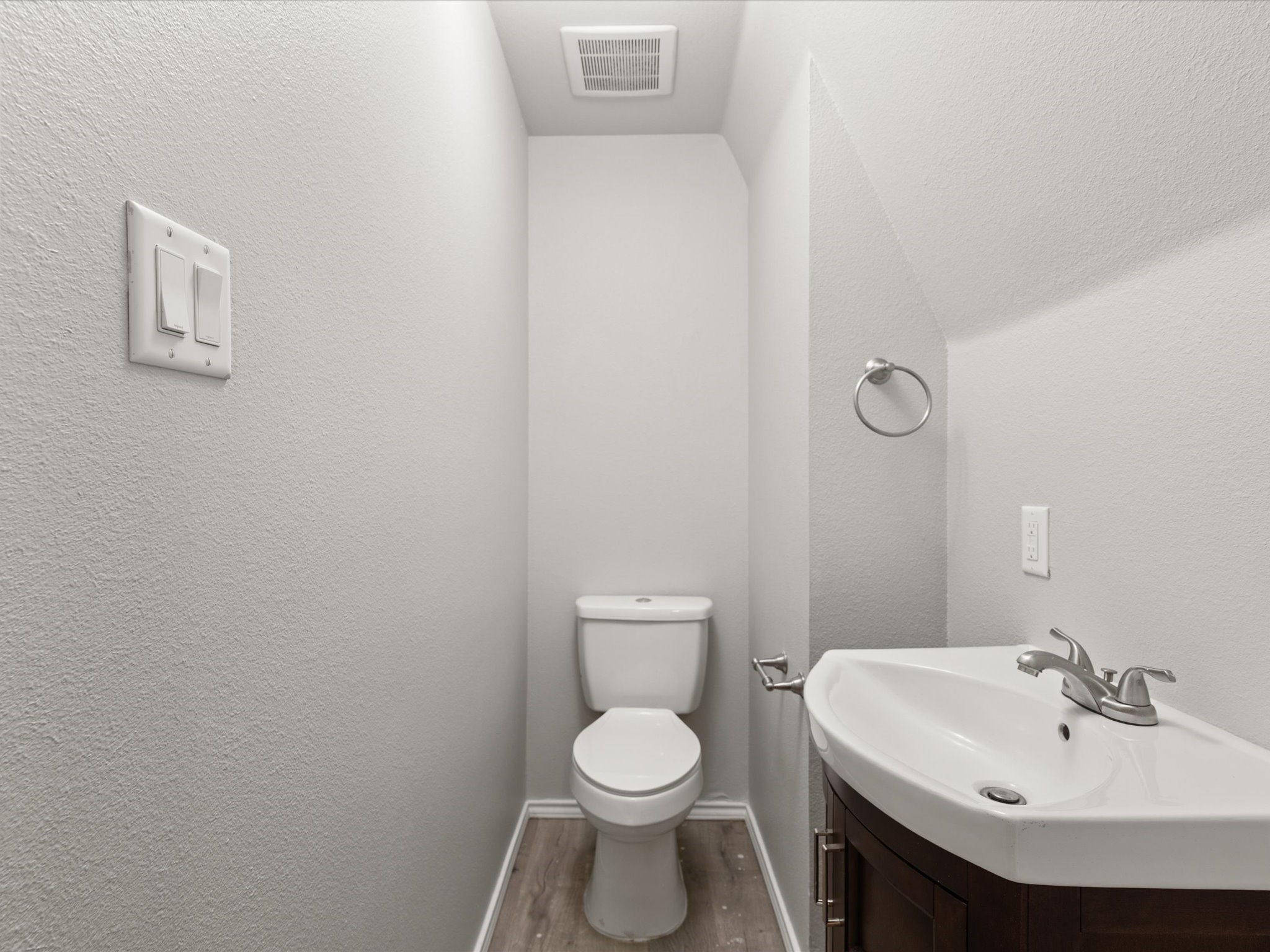 4404 W Fernwood Court