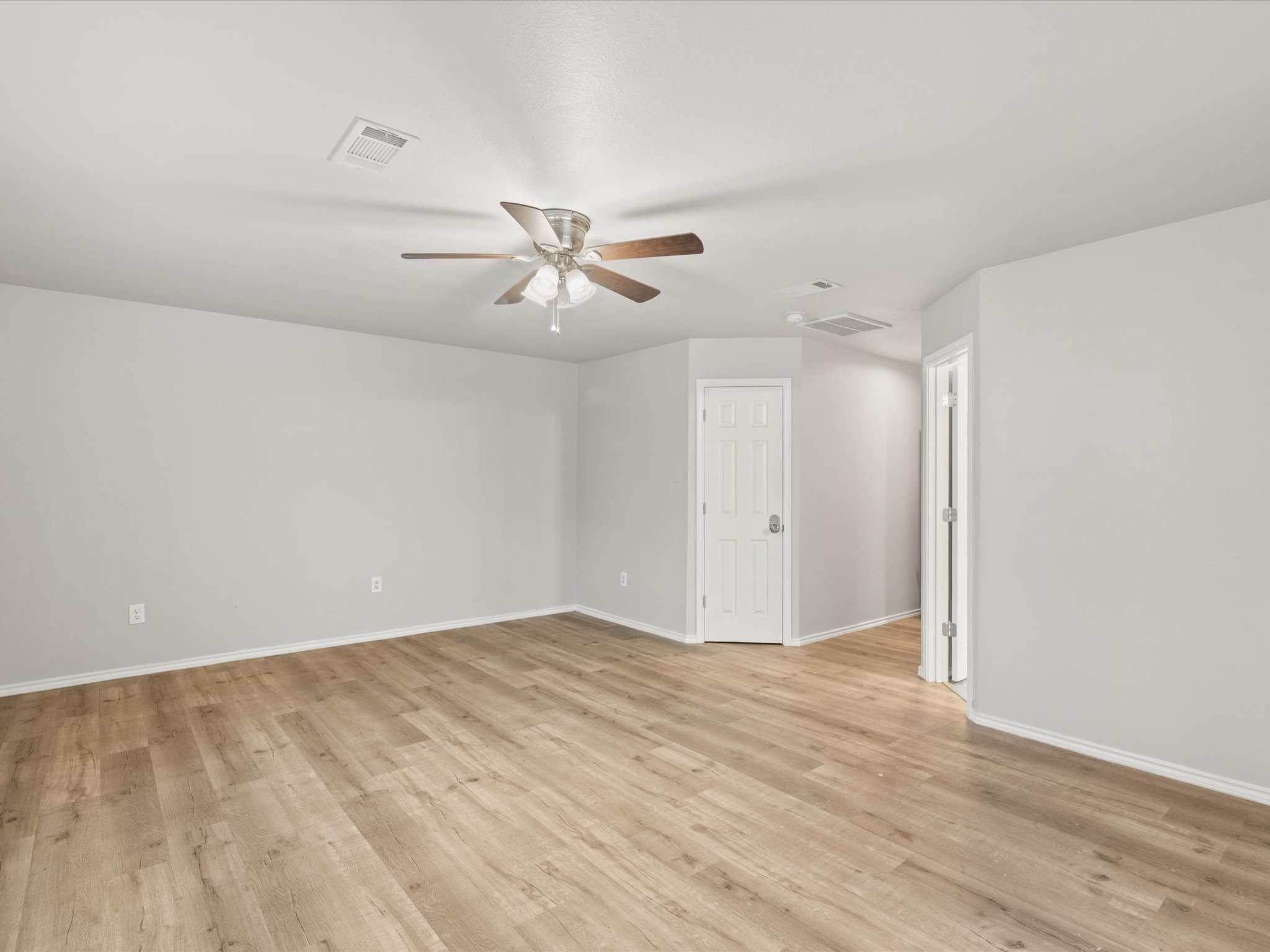 4404 W Fernwood Court