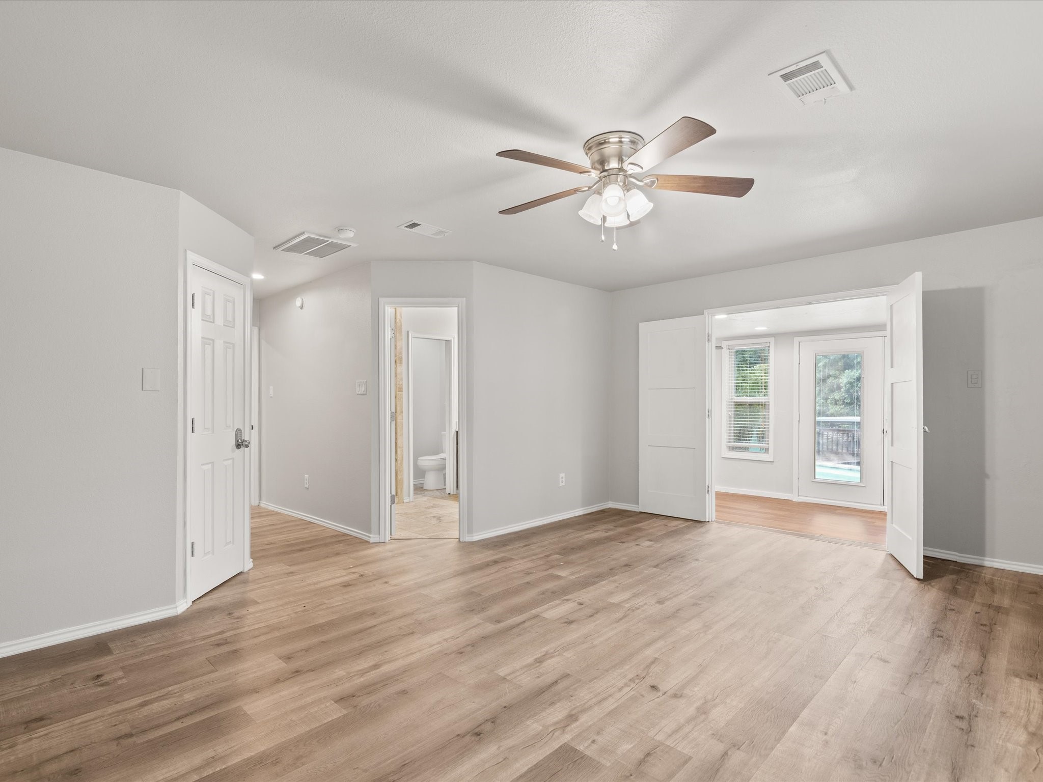 4404 W Fernwood Court