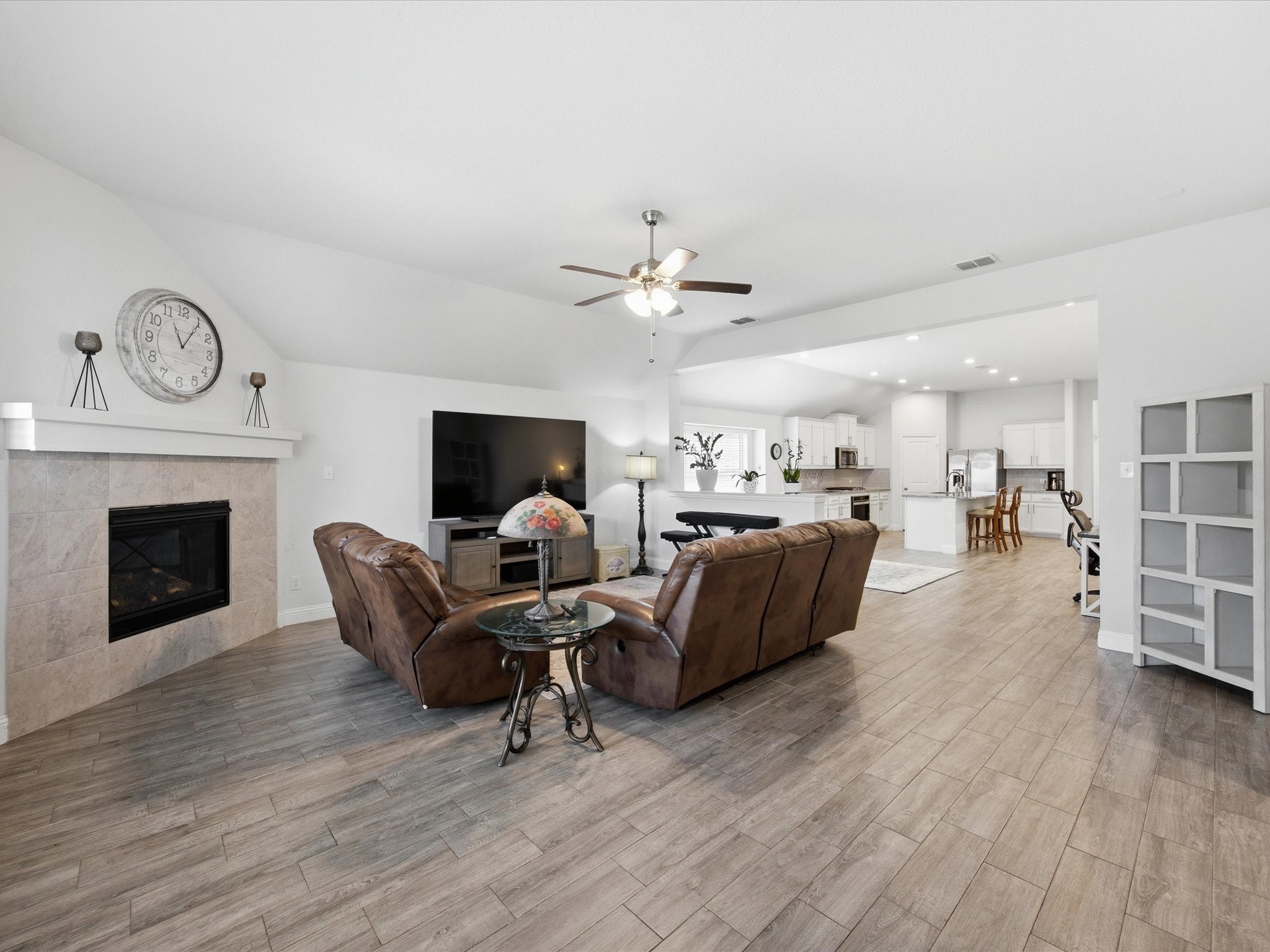 14932 Nightmist Road