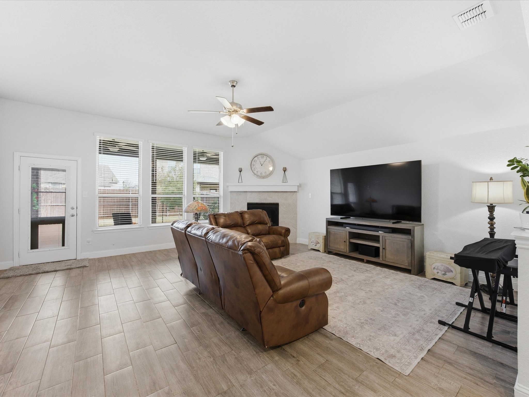 14932 Nightmist Road