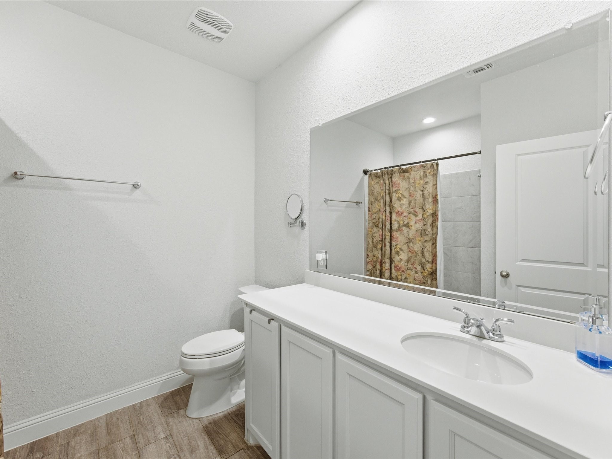 14932 Nightmist Road