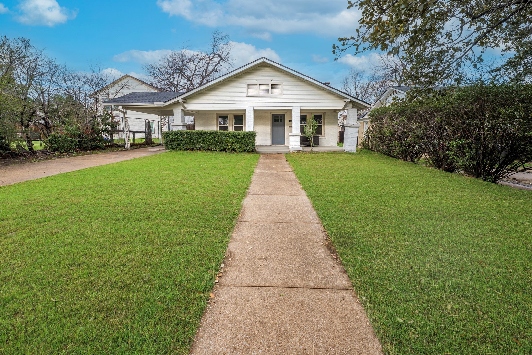 3240 Lipscomb Street