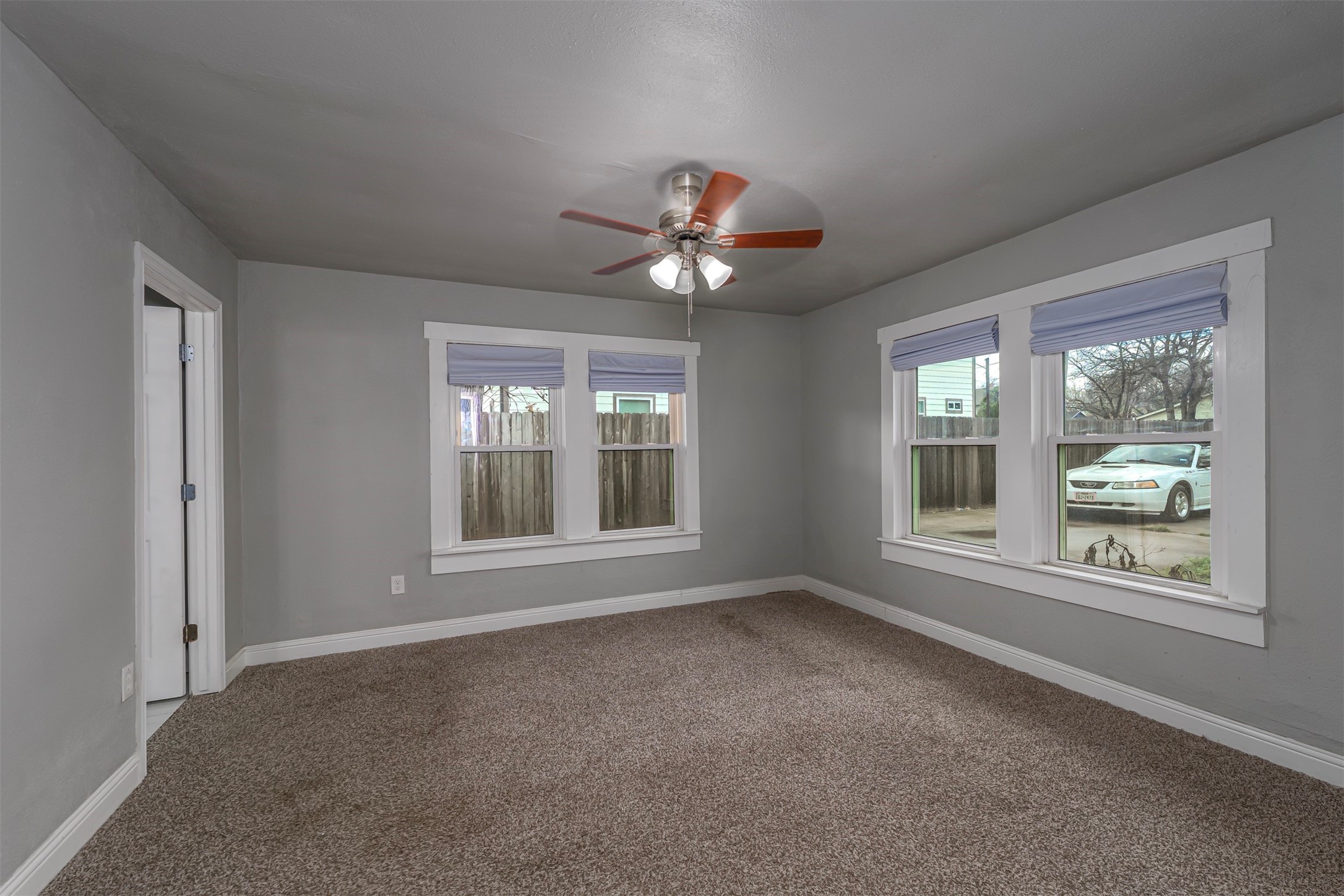 3240 Lipscomb Street