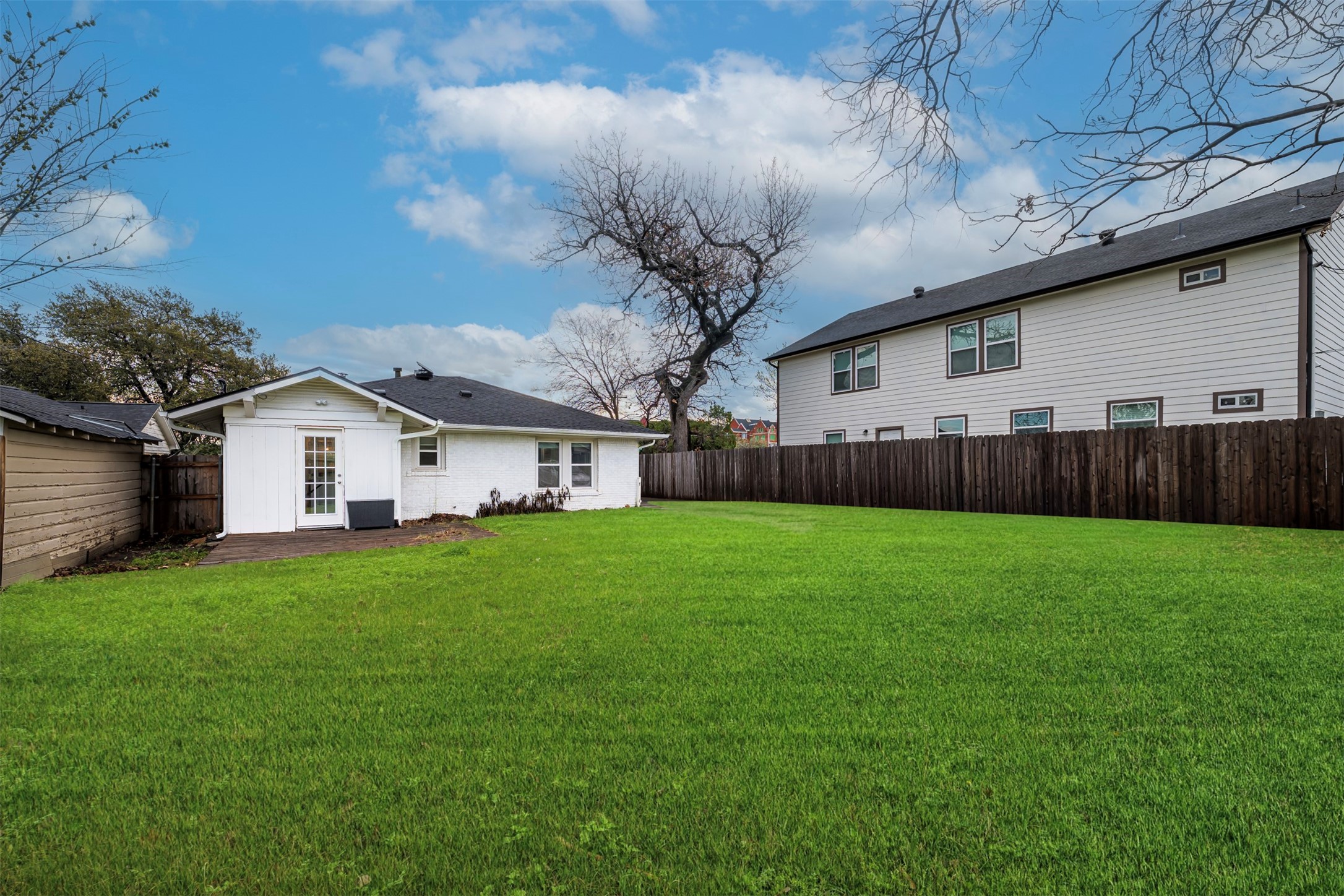 3240 Lipscomb Street