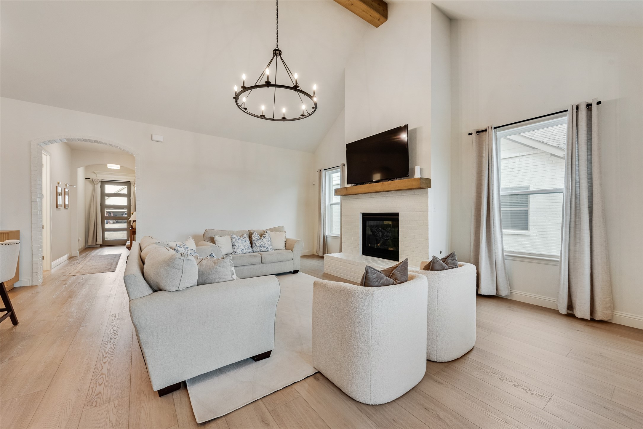 234 Observation Drive N