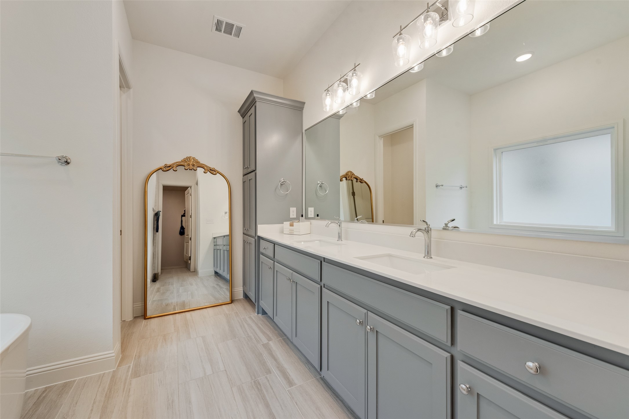 234 Observation Drive N