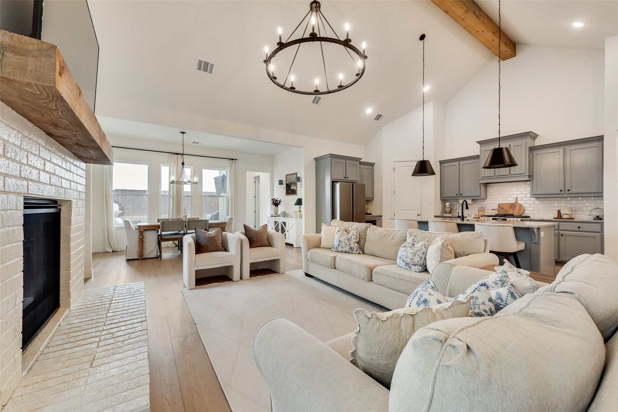 234 Observation Drive N