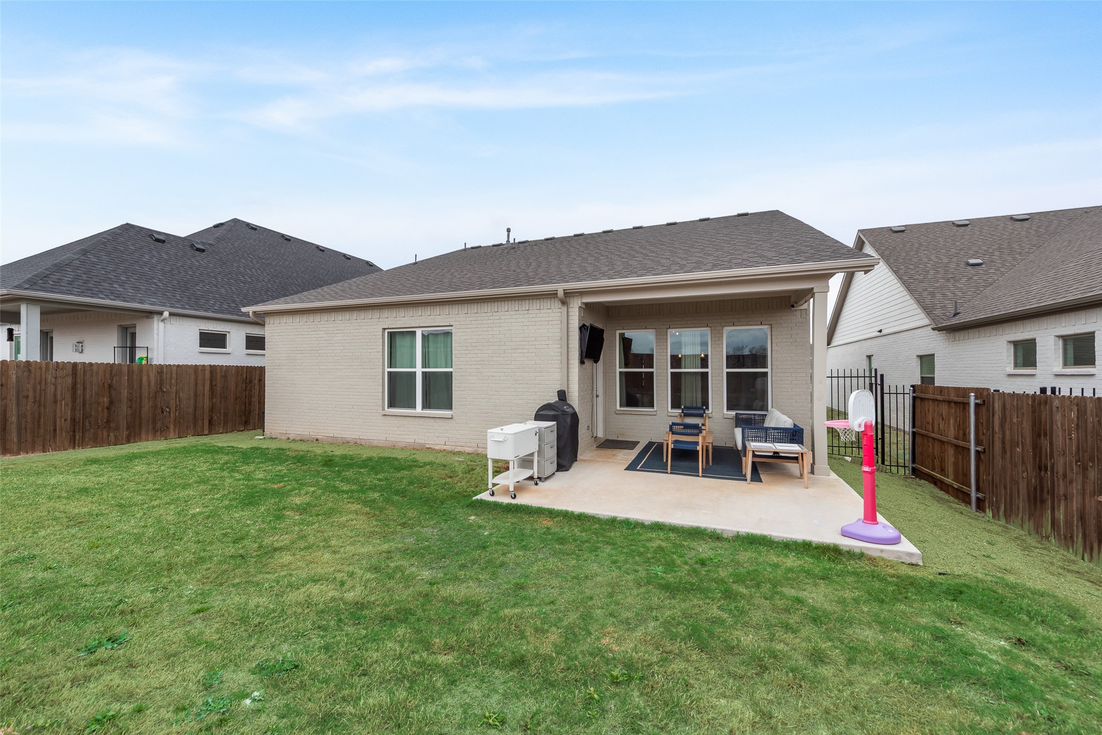 234 Observation Drive N