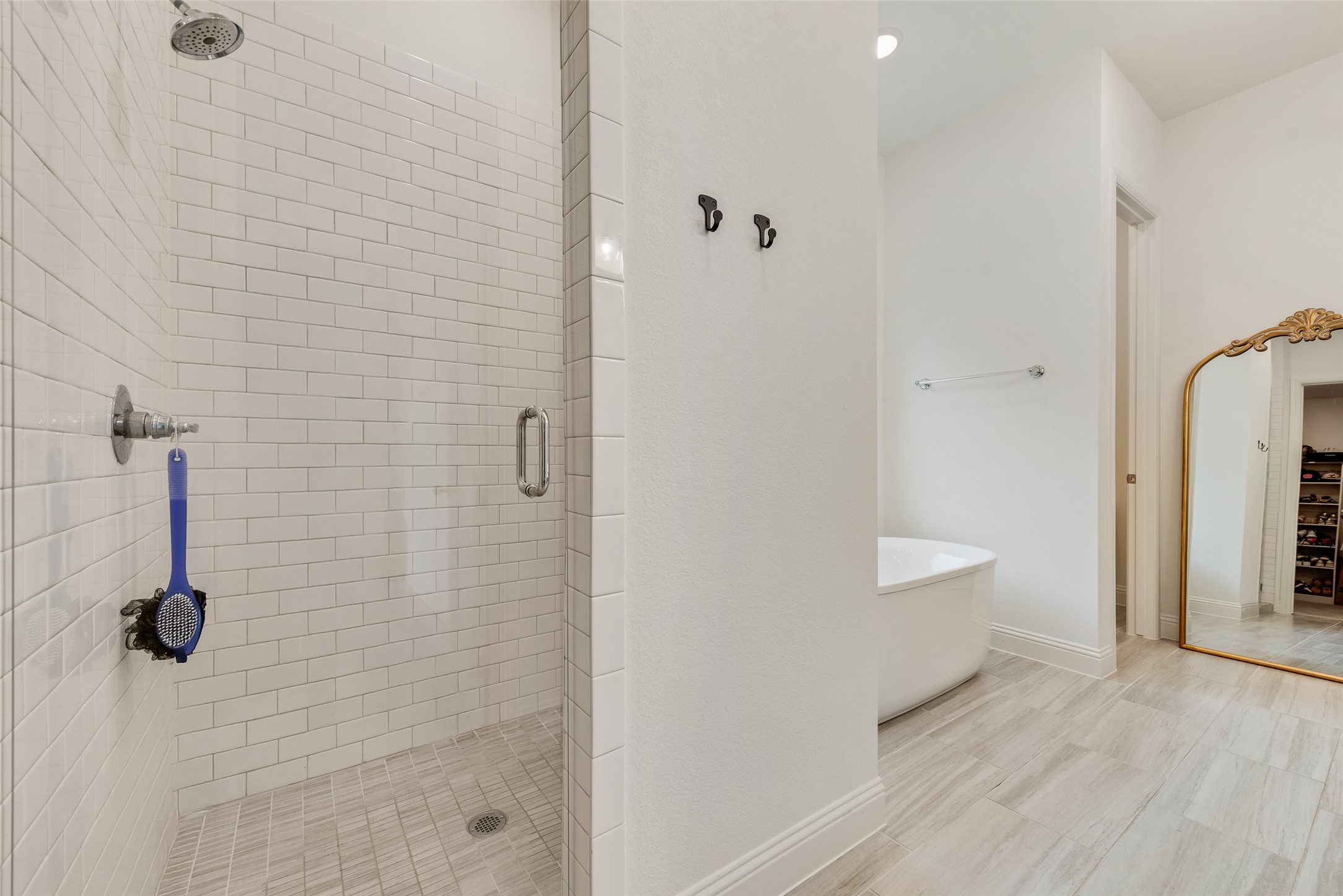 234 Observation Drive N